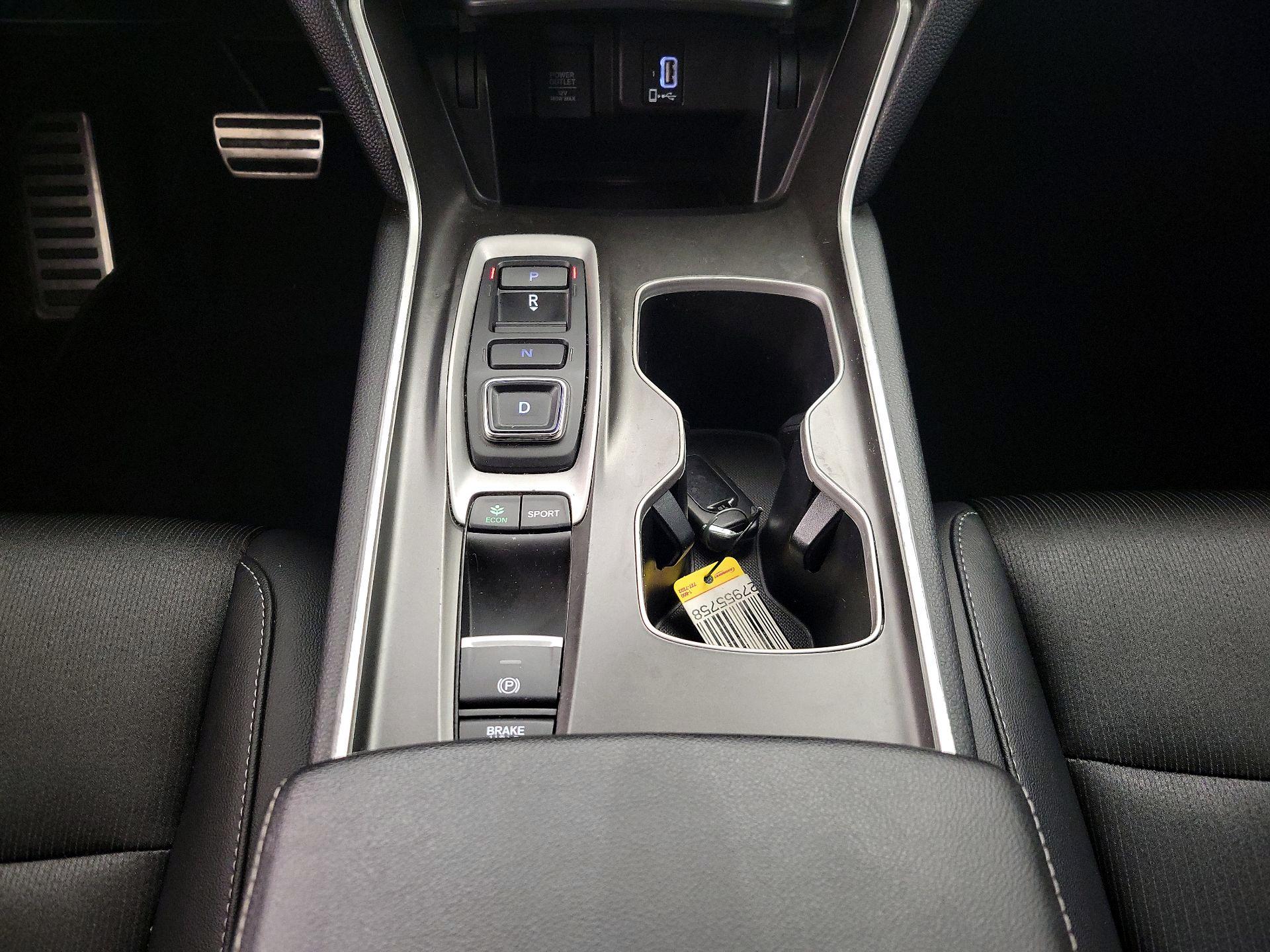 Thumbnail: 2019 Honda Accord - 17