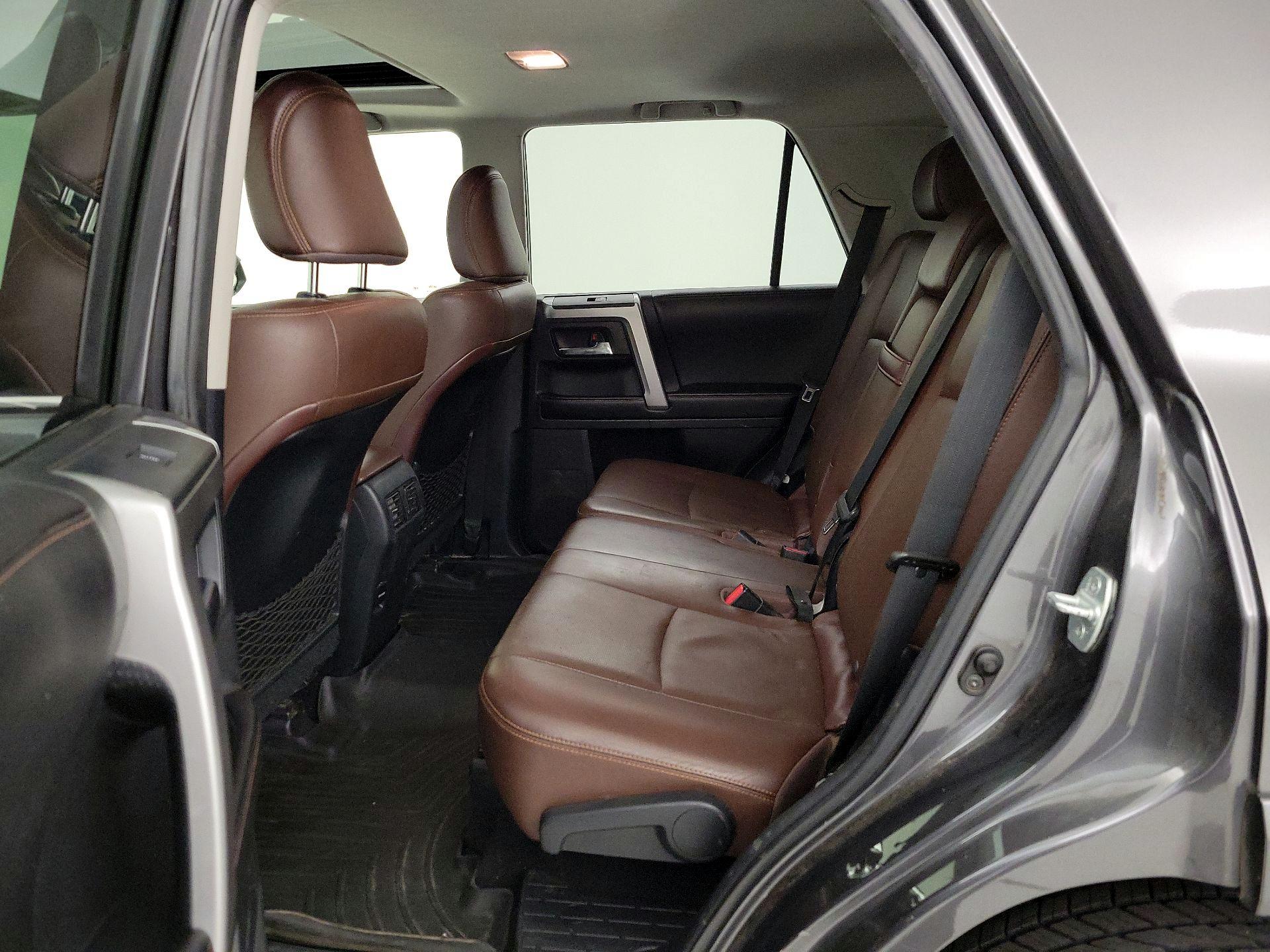 Thumbnail: 2016 Toyota 4Runner - 19