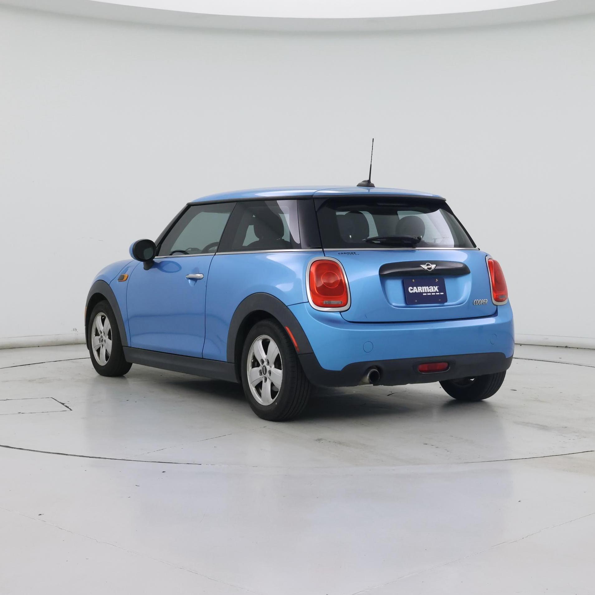 Thumbnail: 2017 MINI Cooper Hardtop - 2