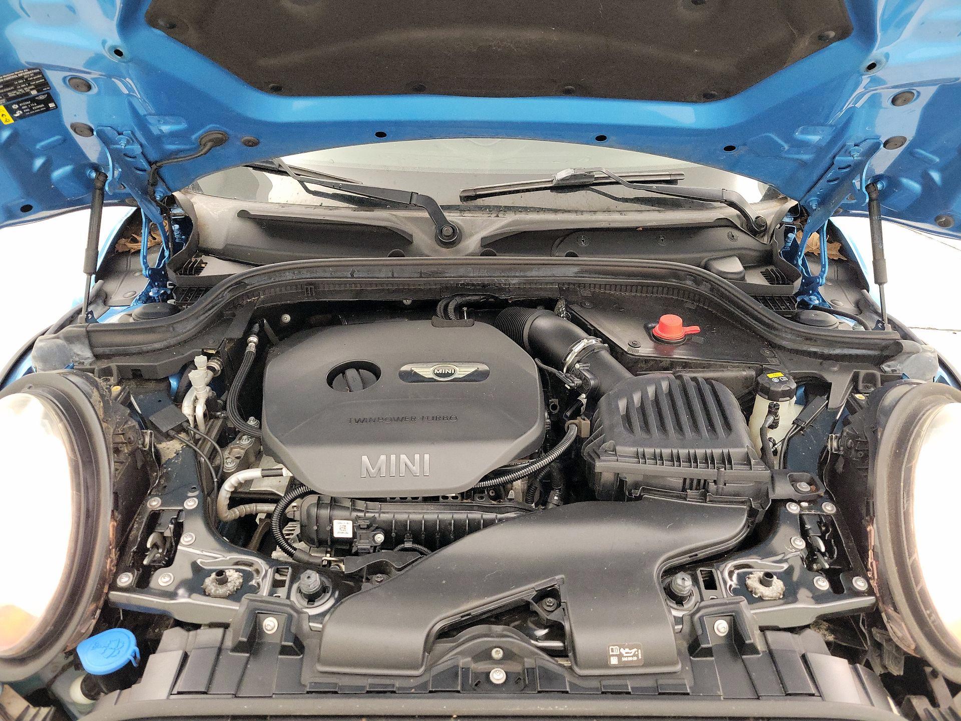 Thumbnail: 2017 MINI Cooper Hardtop - 19