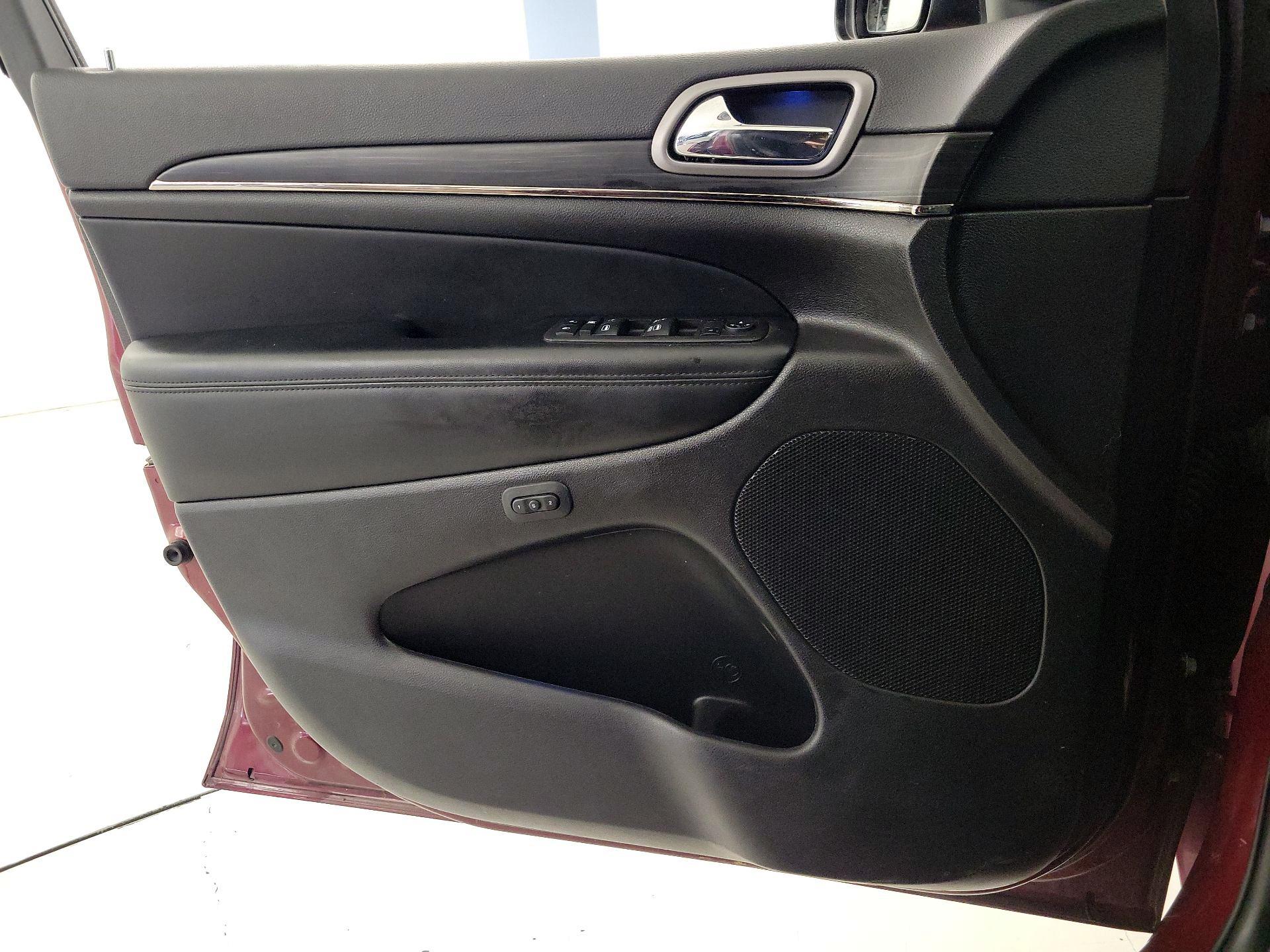 Thumbnail: 2021 Jeep Grand Cherokee - 12