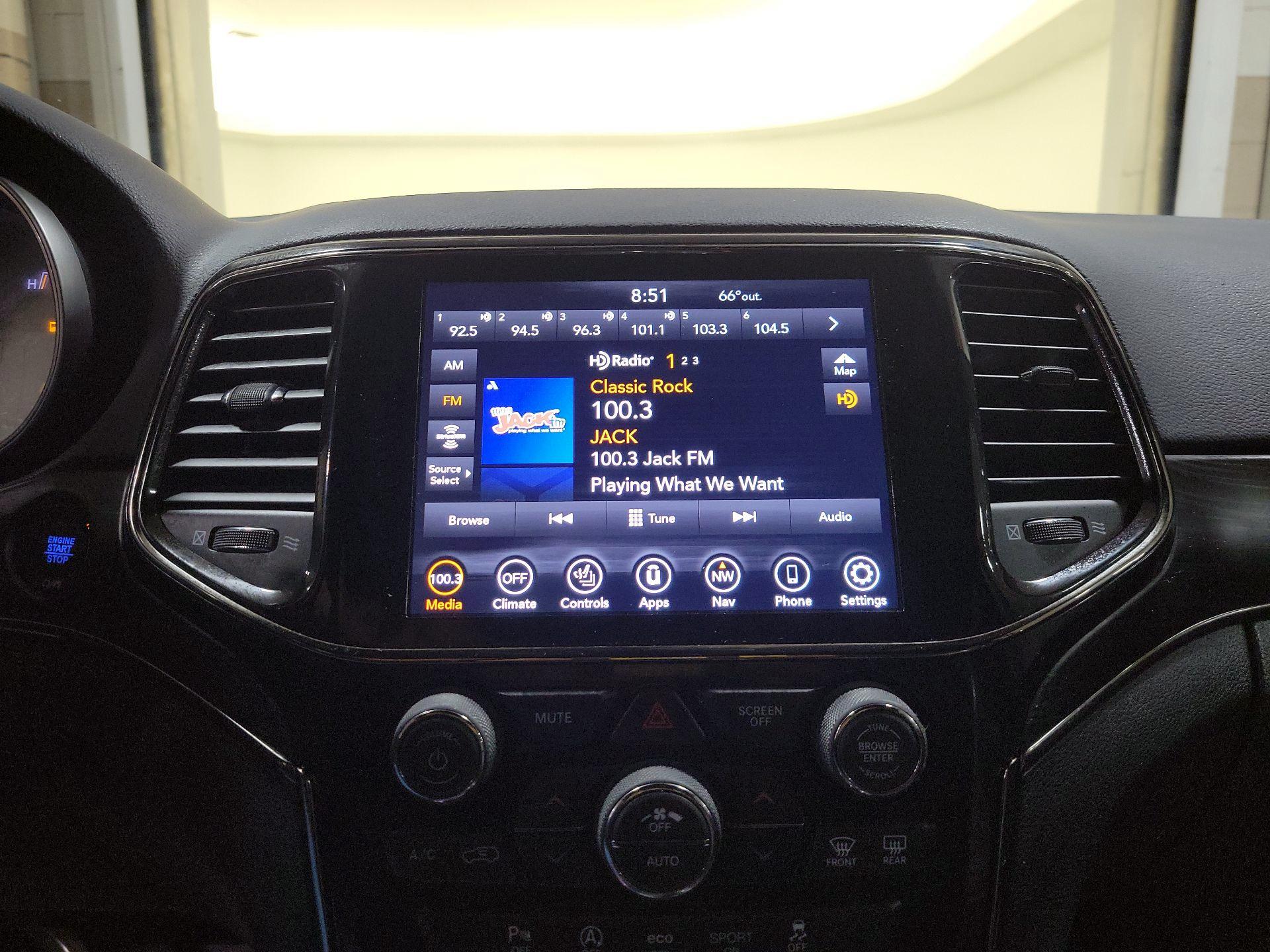 Thumbnail: 2021 Jeep Grand Cherokee - 15