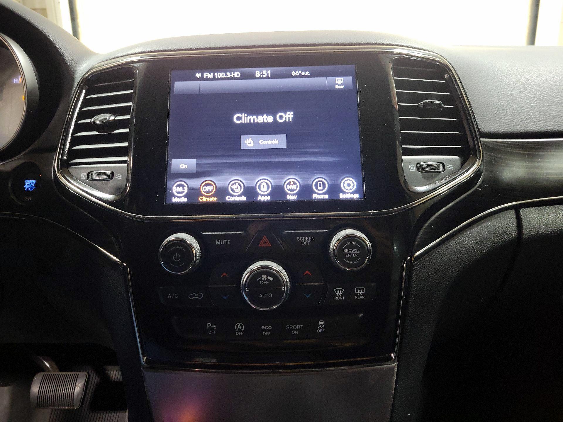 Thumbnail: 2021 Jeep Grand Cherokee - 16