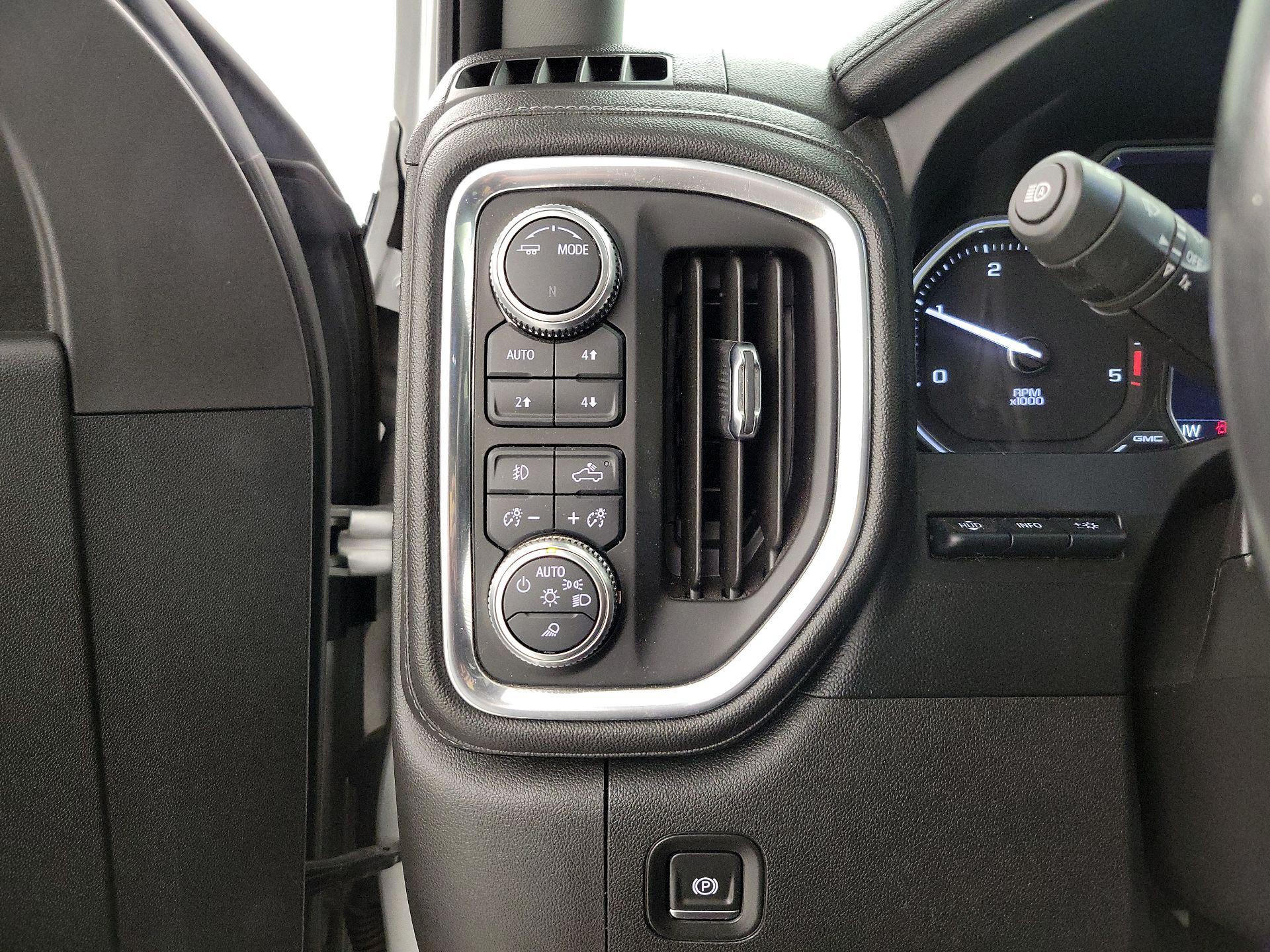 Thumbnail: 2021 GMC Sierra 2500 - 13