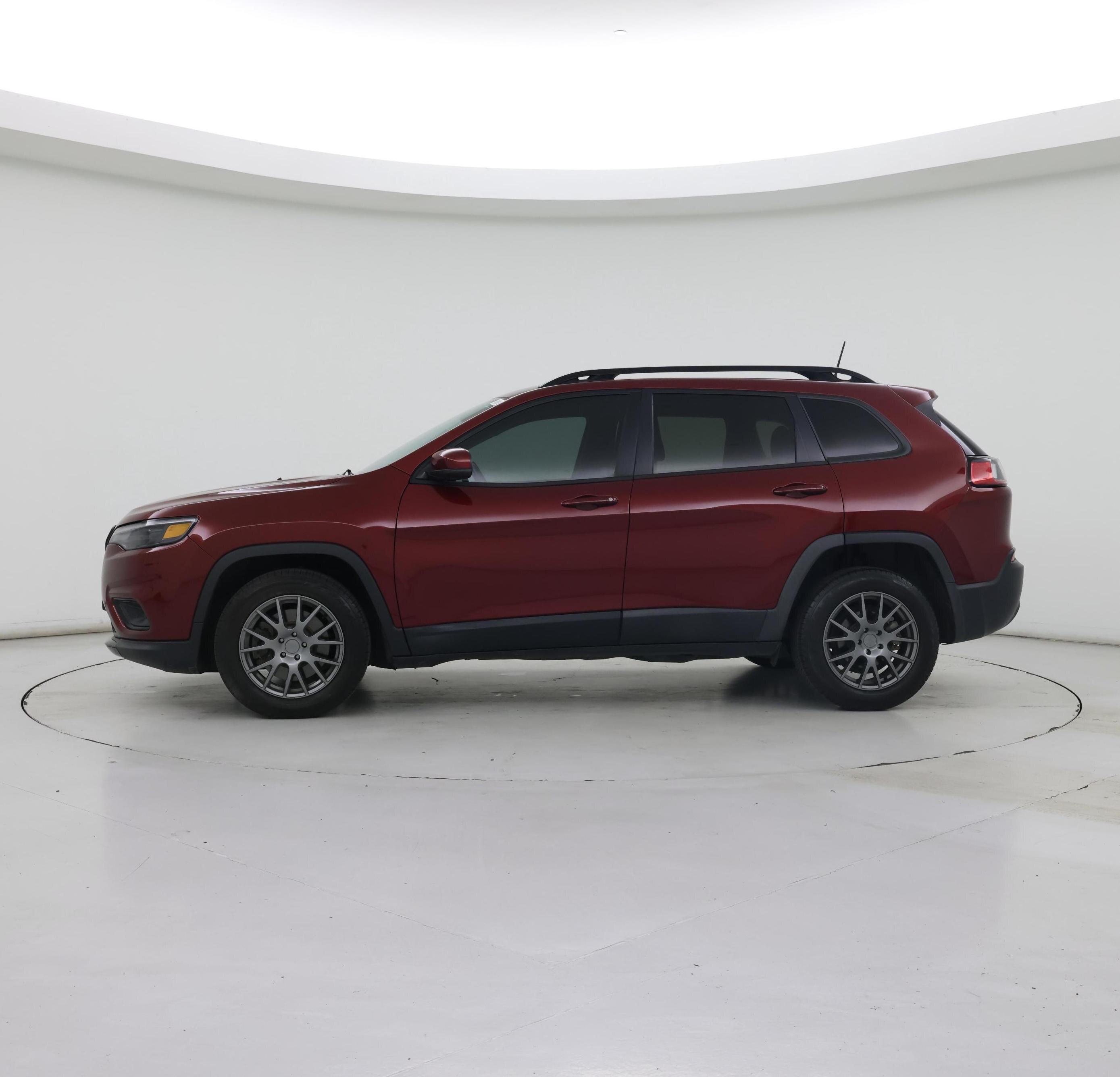 Thumbnail: 2020 Jeep Cherokee - 3
