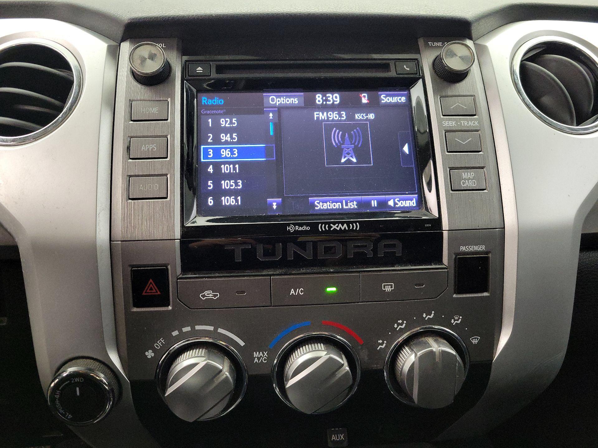 Thumbnail: 2015 Toyota Tundra - 15