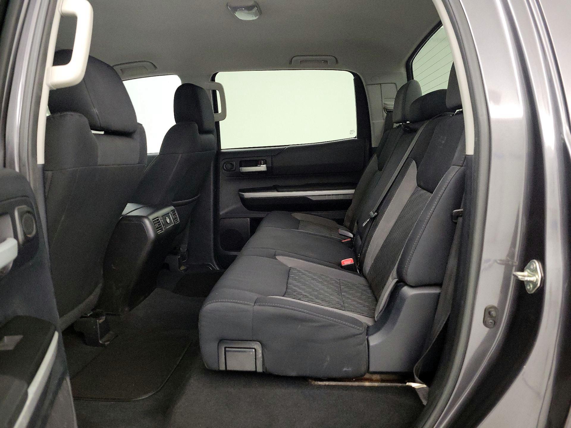 Thumbnail: 2015 Toyota Tundra - 18