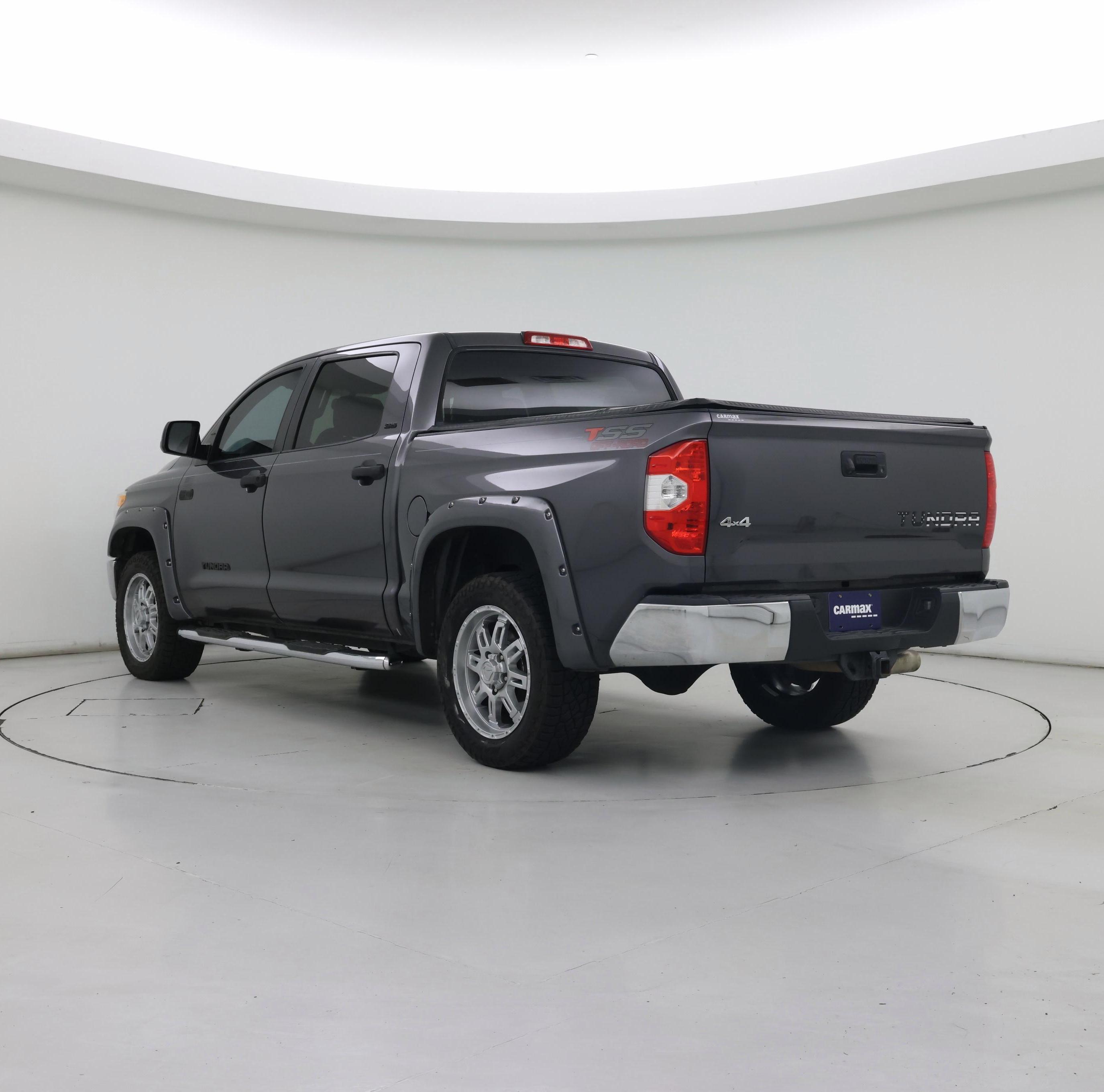 Thumbnail: 2015 Toyota Tundra - 2