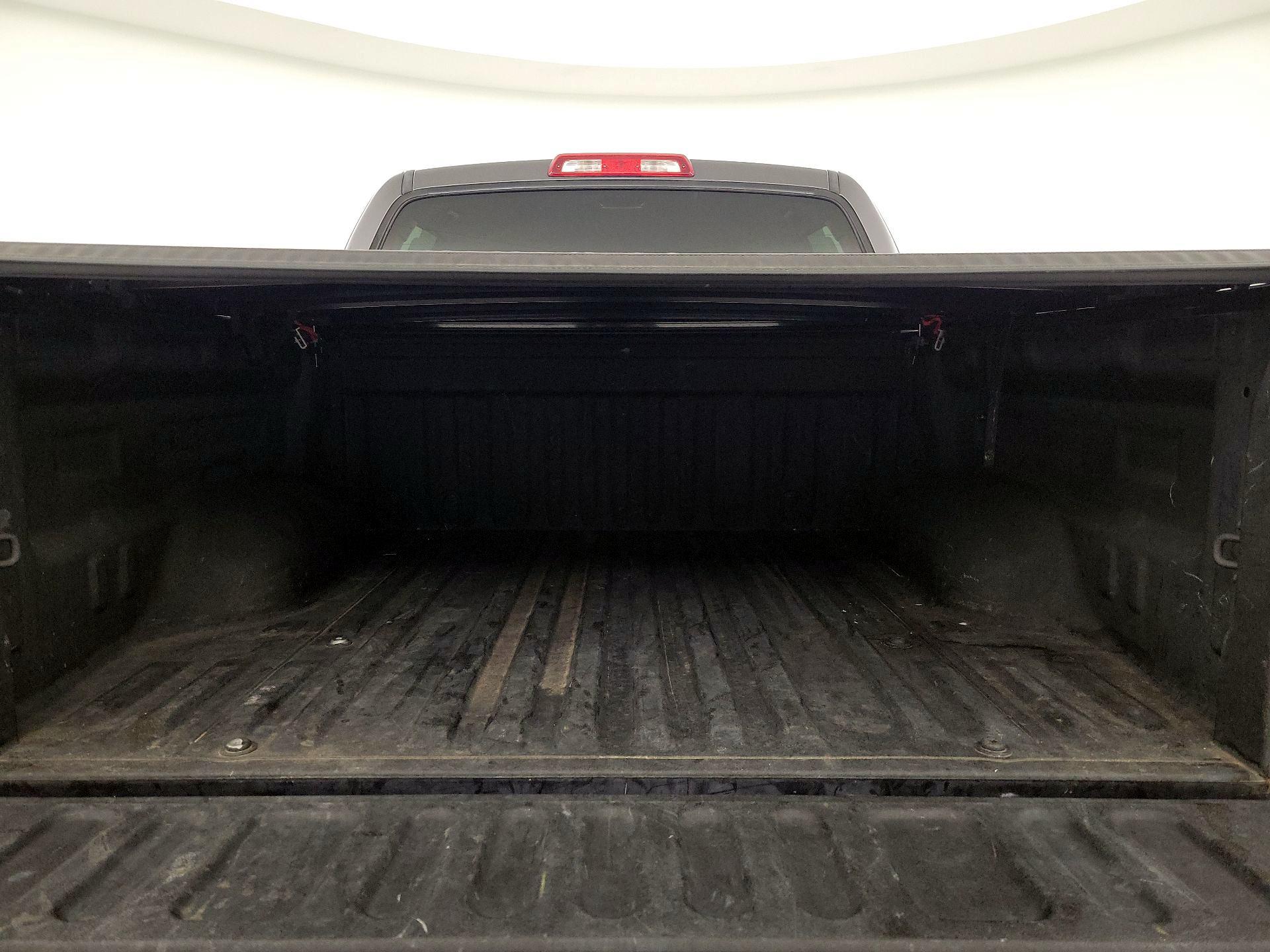 Thumbnail: 2015 Toyota Tundra - 19