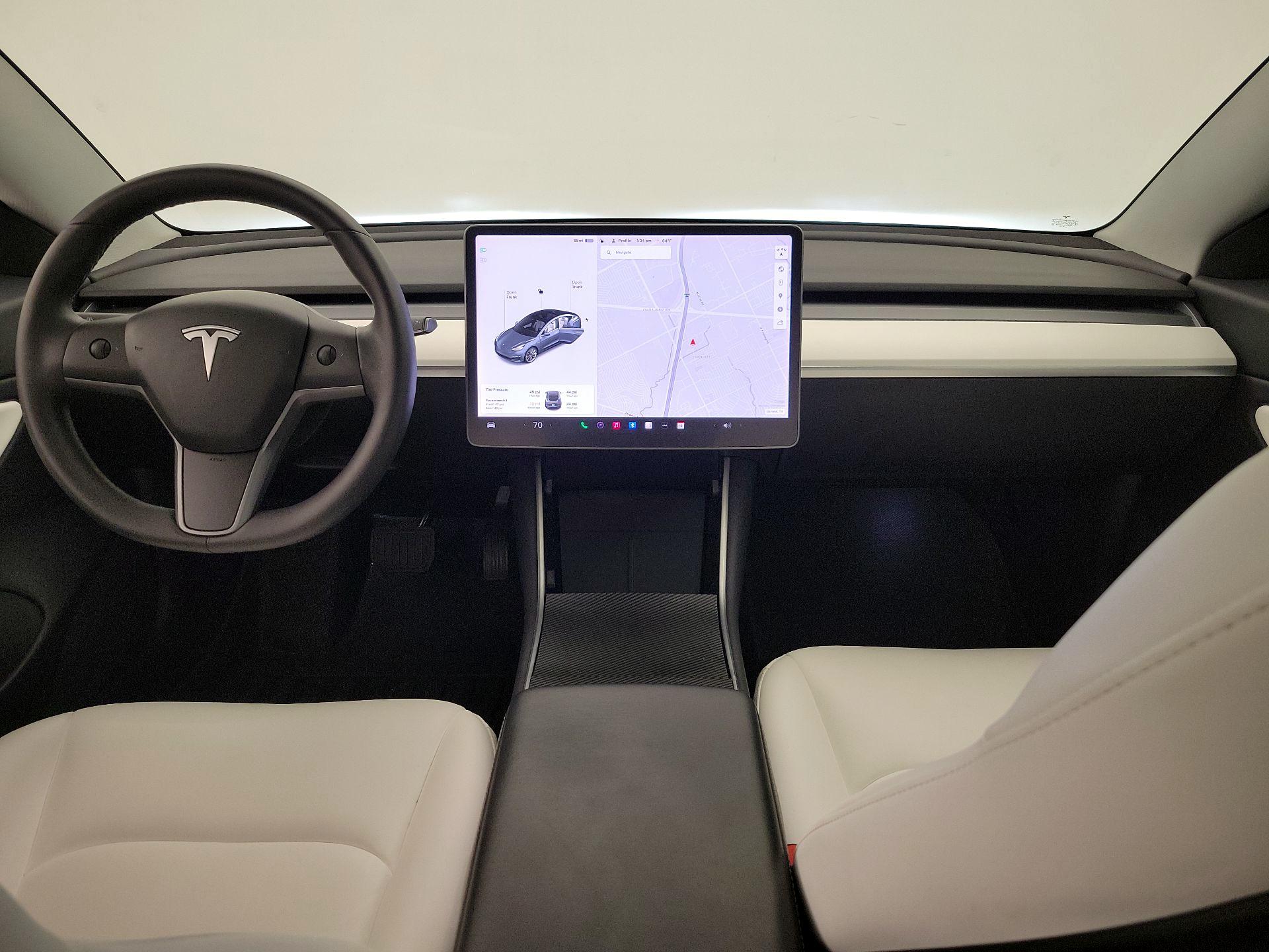 Thumbnail: 2020 Tesla Model 3 - 9