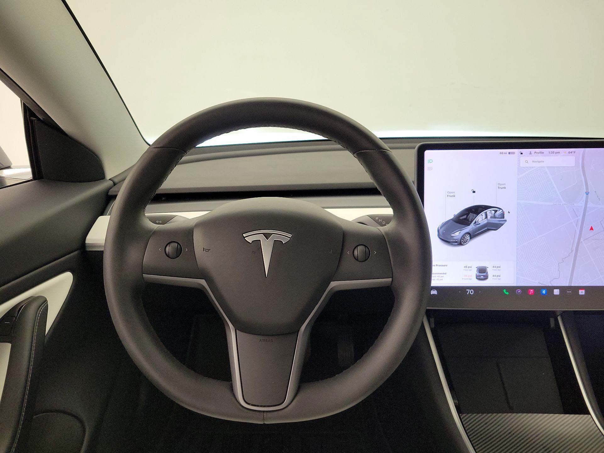 Thumbnail: 2020 Tesla Model 3 - 10