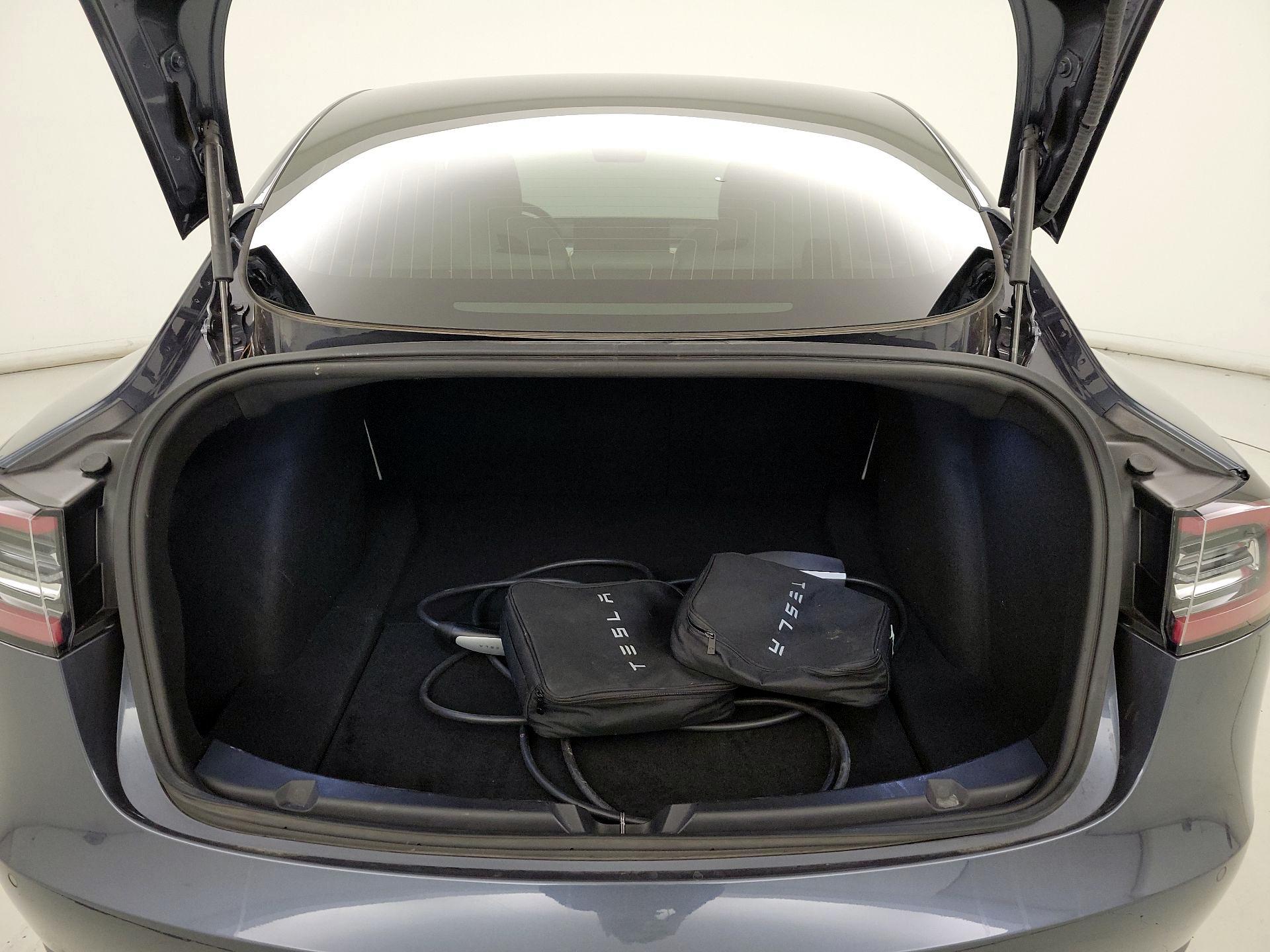 Thumbnail: 2020 Tesla Model 3 - 18