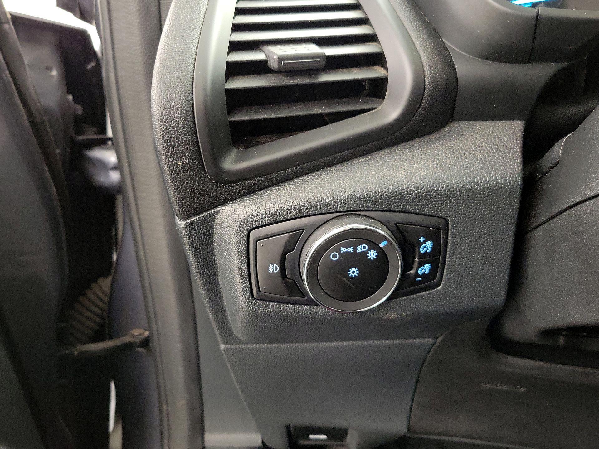 Thumbnail: 2019 Ford EcoSport - 13