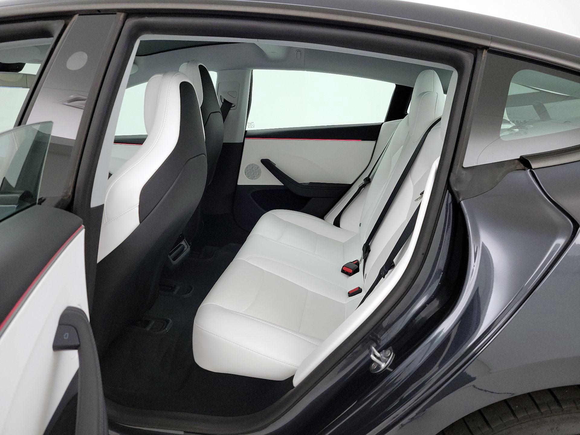 Thumbnail: 2025 Tesla Model 3 - 17