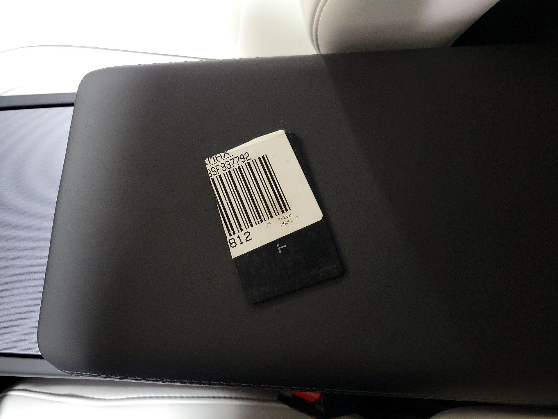 Thumbnail: 2025 Tesla Model 3 - 20