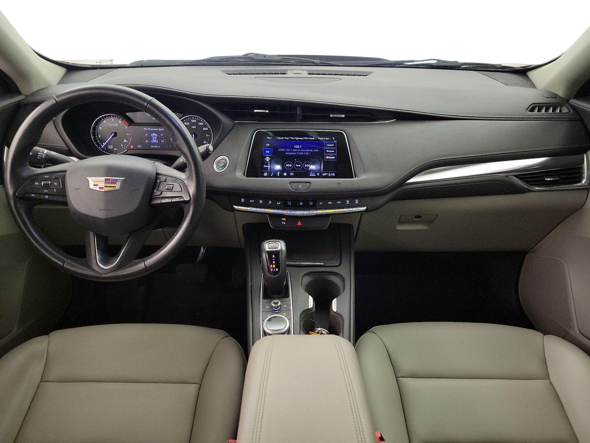 Thumbnail: 2019 Cadillac XT4 - 9