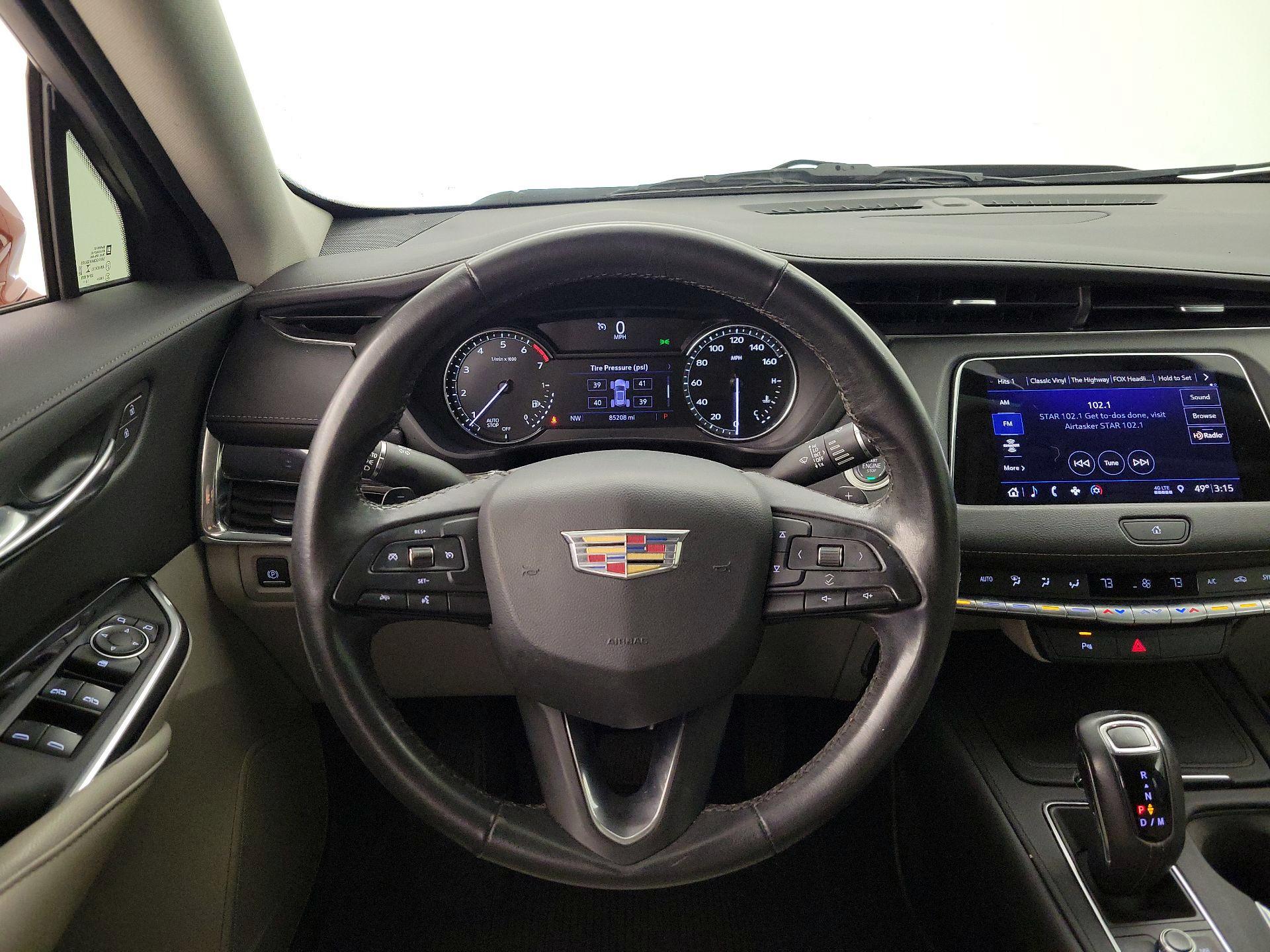 Thumbnail: 2019 Cadillac XT4 - 10