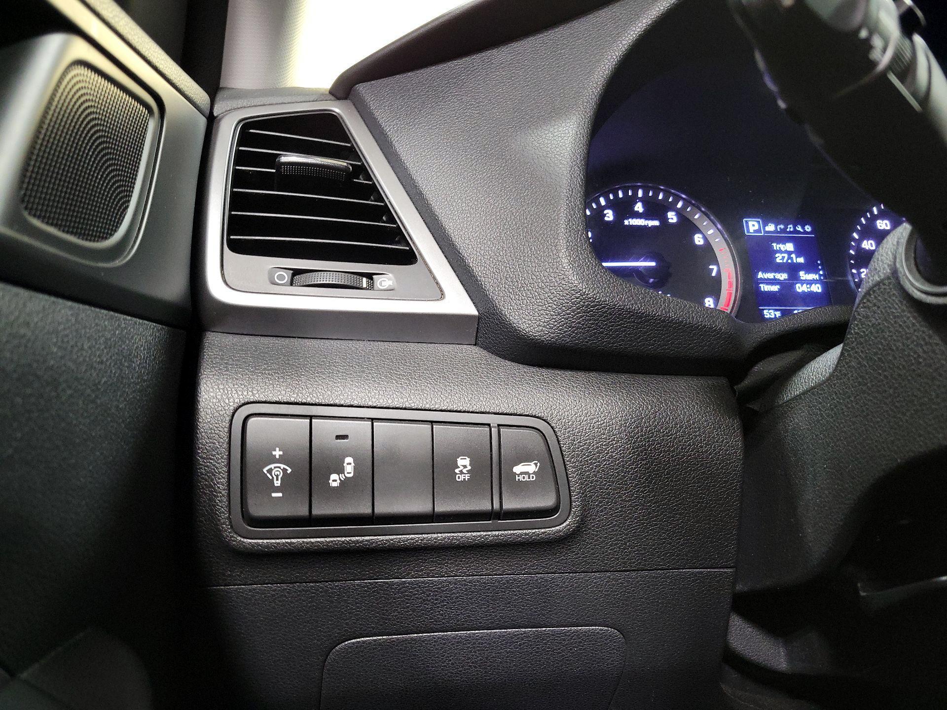 Thumbnail: 2017 Hyundai Tucson - 13