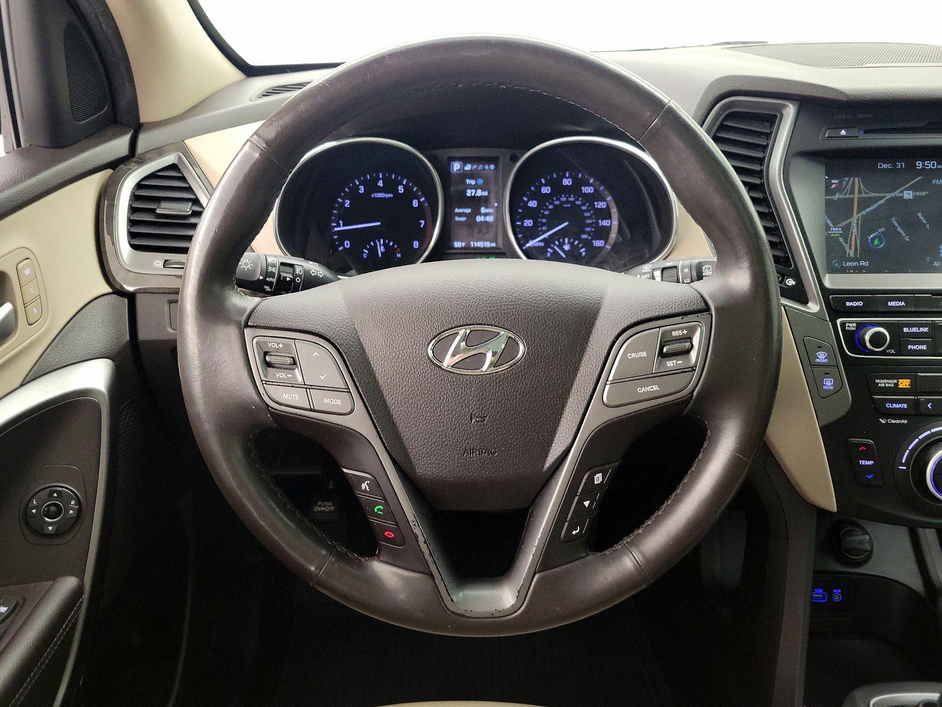 Thumbnail: 2017 Hyundai Santa Fe - 10