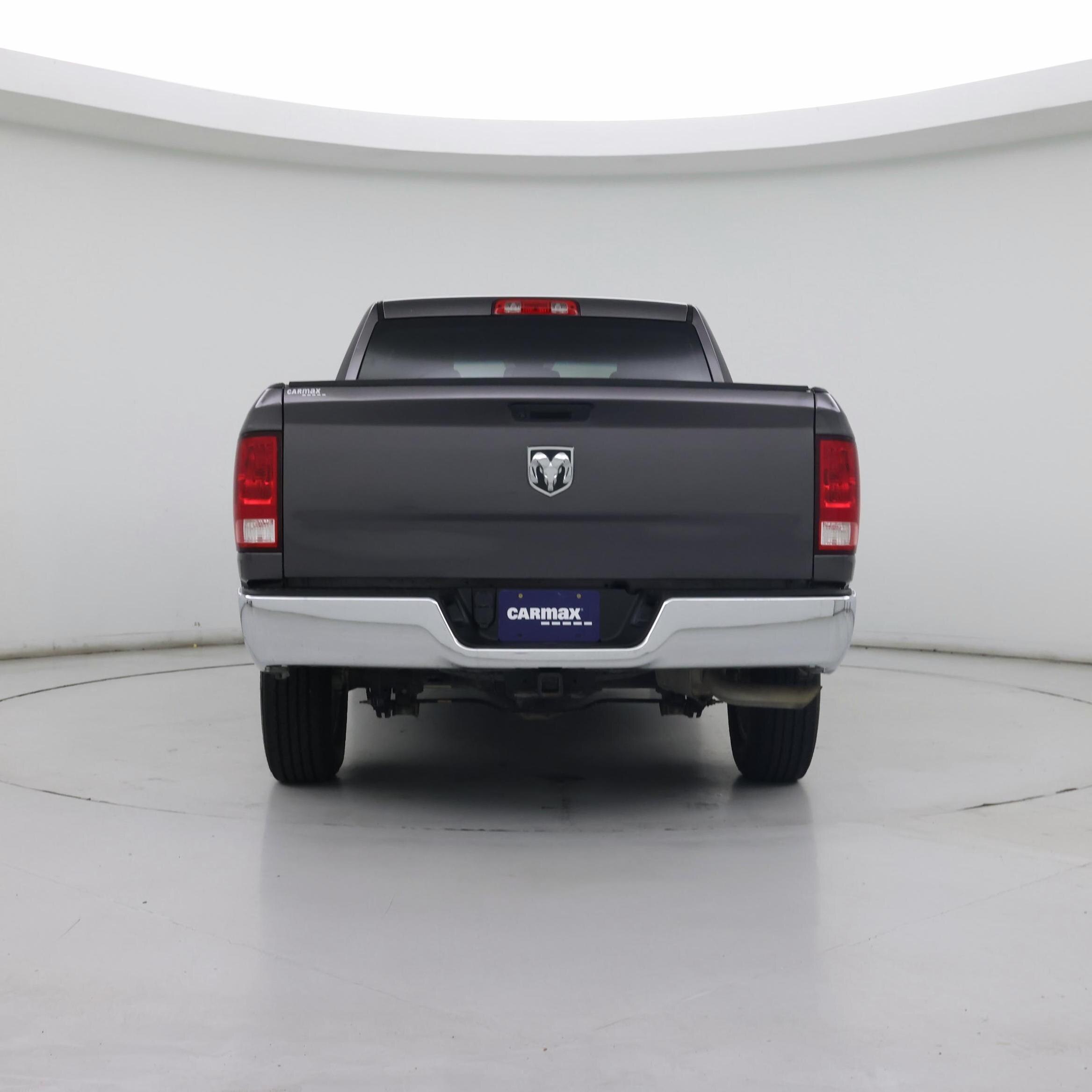 Thumbnail: 2019 RAM 1500 Classic - 6