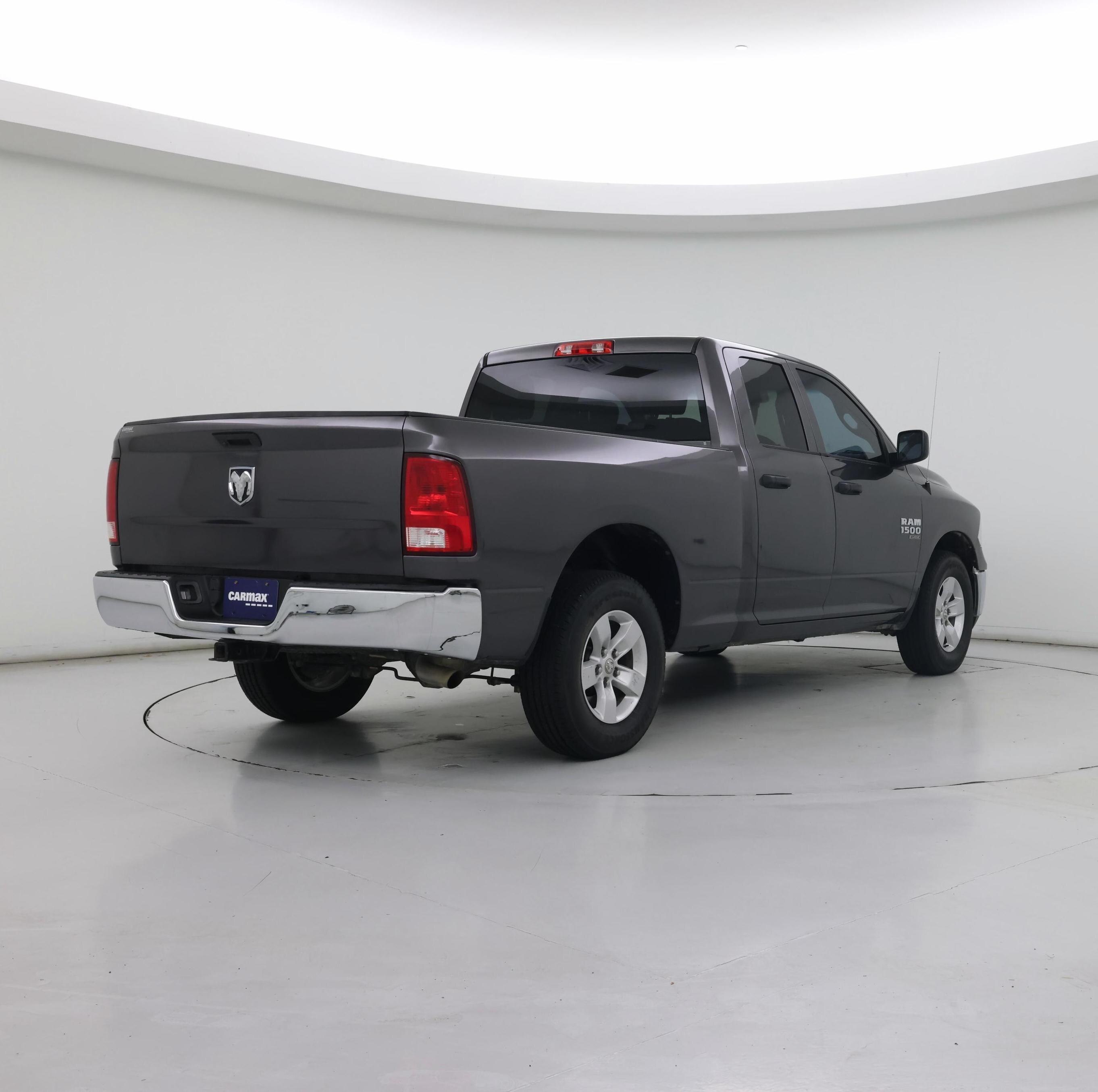 Thumbnail: 2019 RAM 1500 Classic - 8