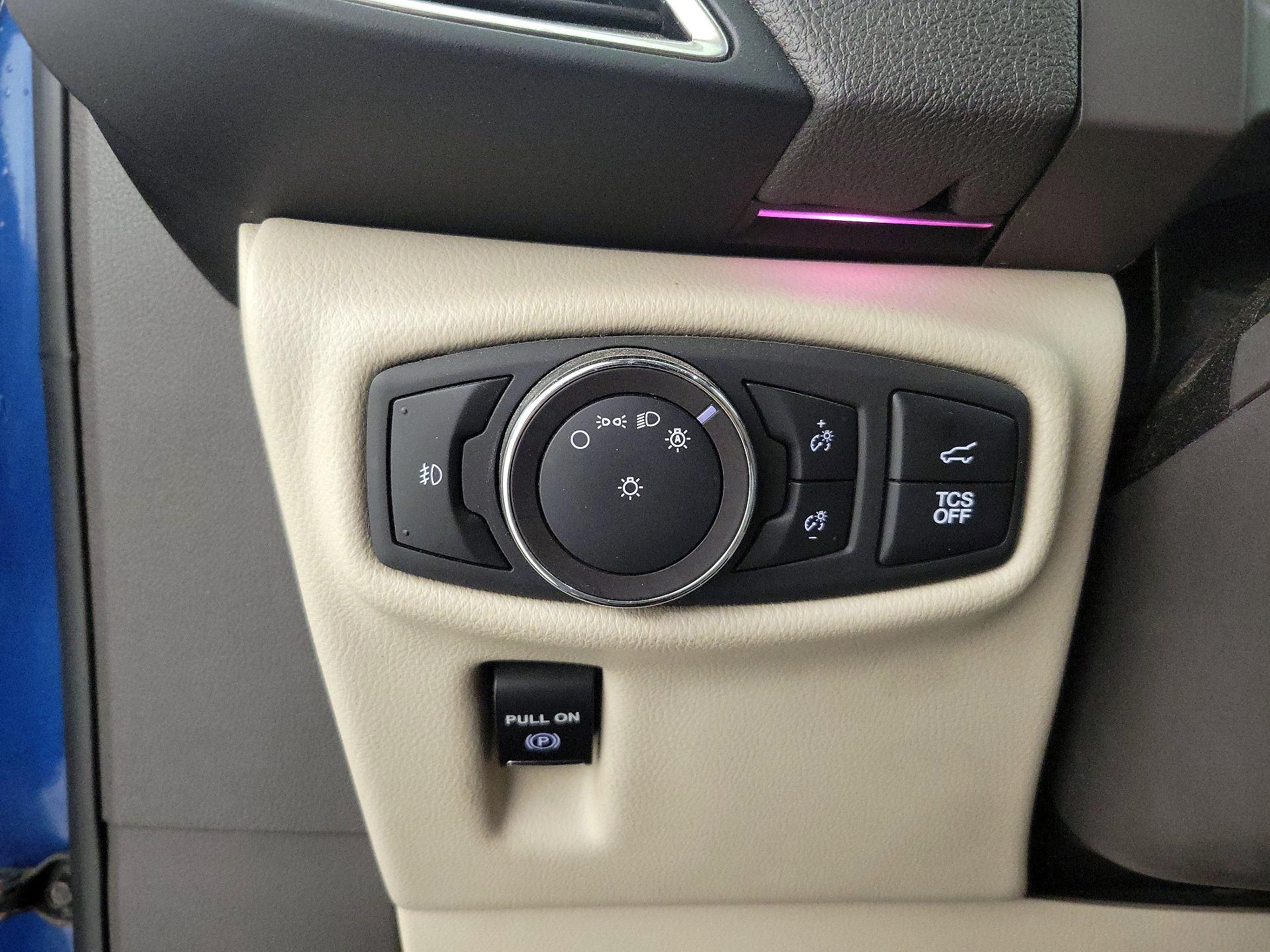 Thumbnail: 2020 Lincoln Nautilus - 13