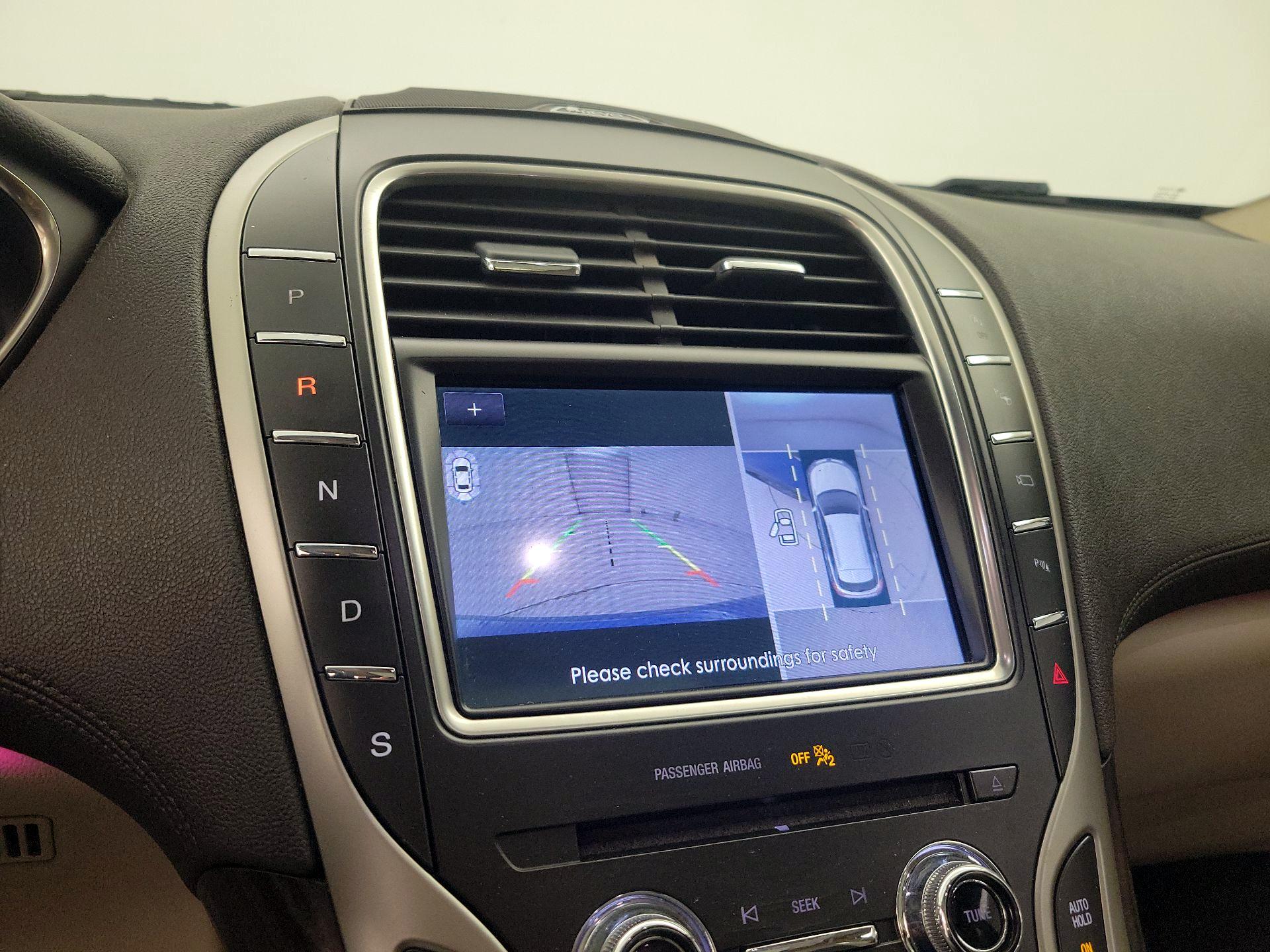 Thumbnail: 2020 Lincoln Nautilus - 15