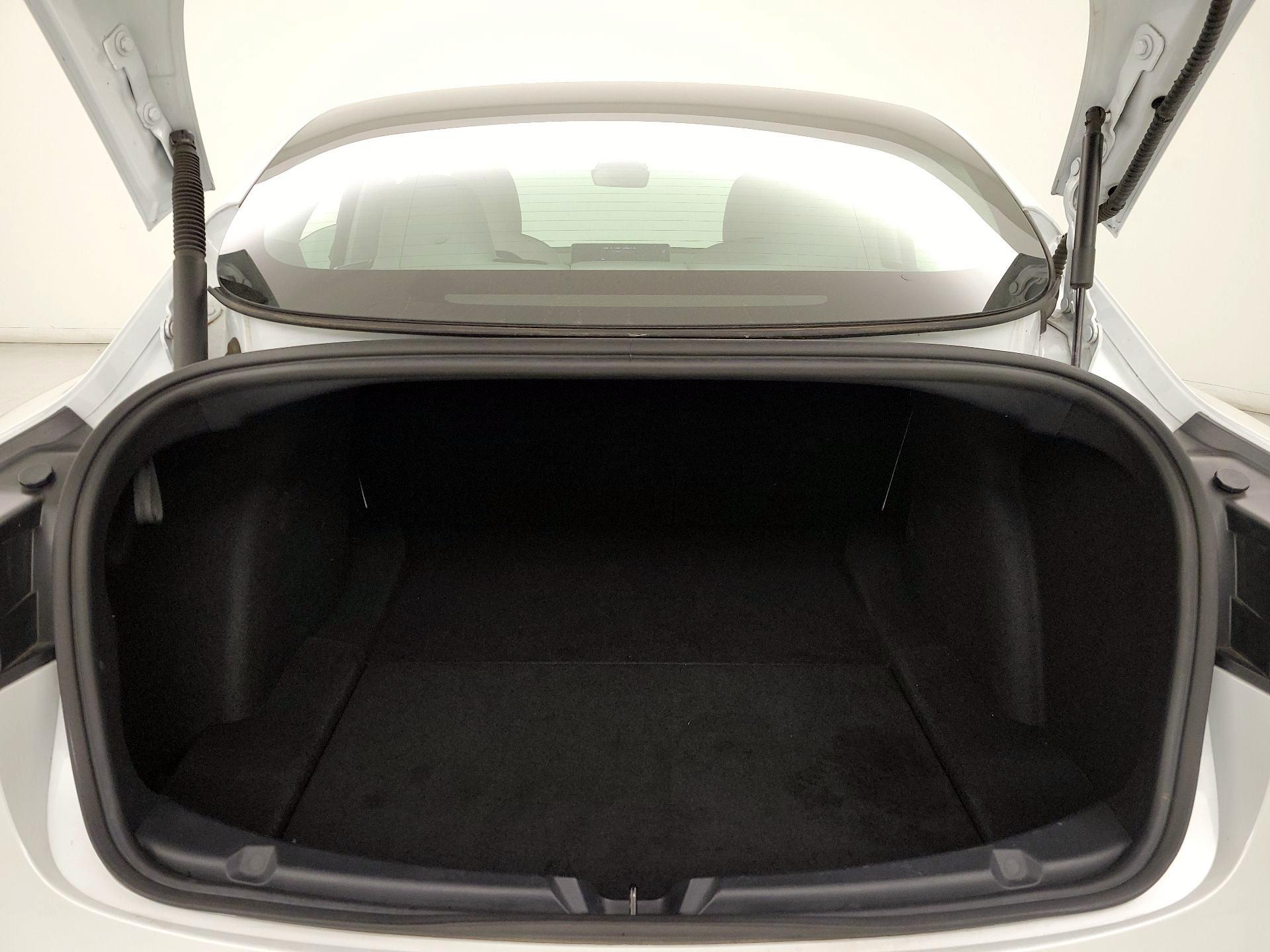 Thumbnail: 2021 Tesla Model 3 - 19