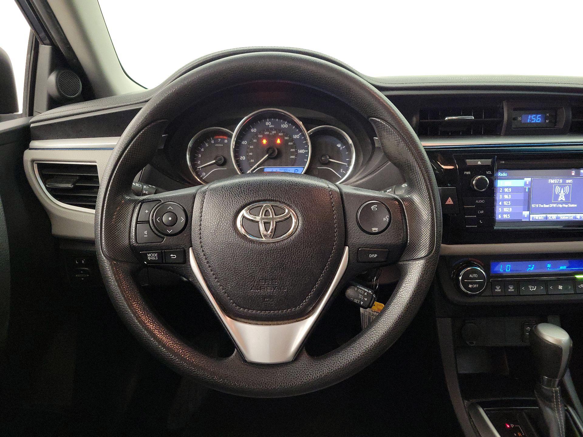 Thumbnail: 2014 Toyota Corolla - 10