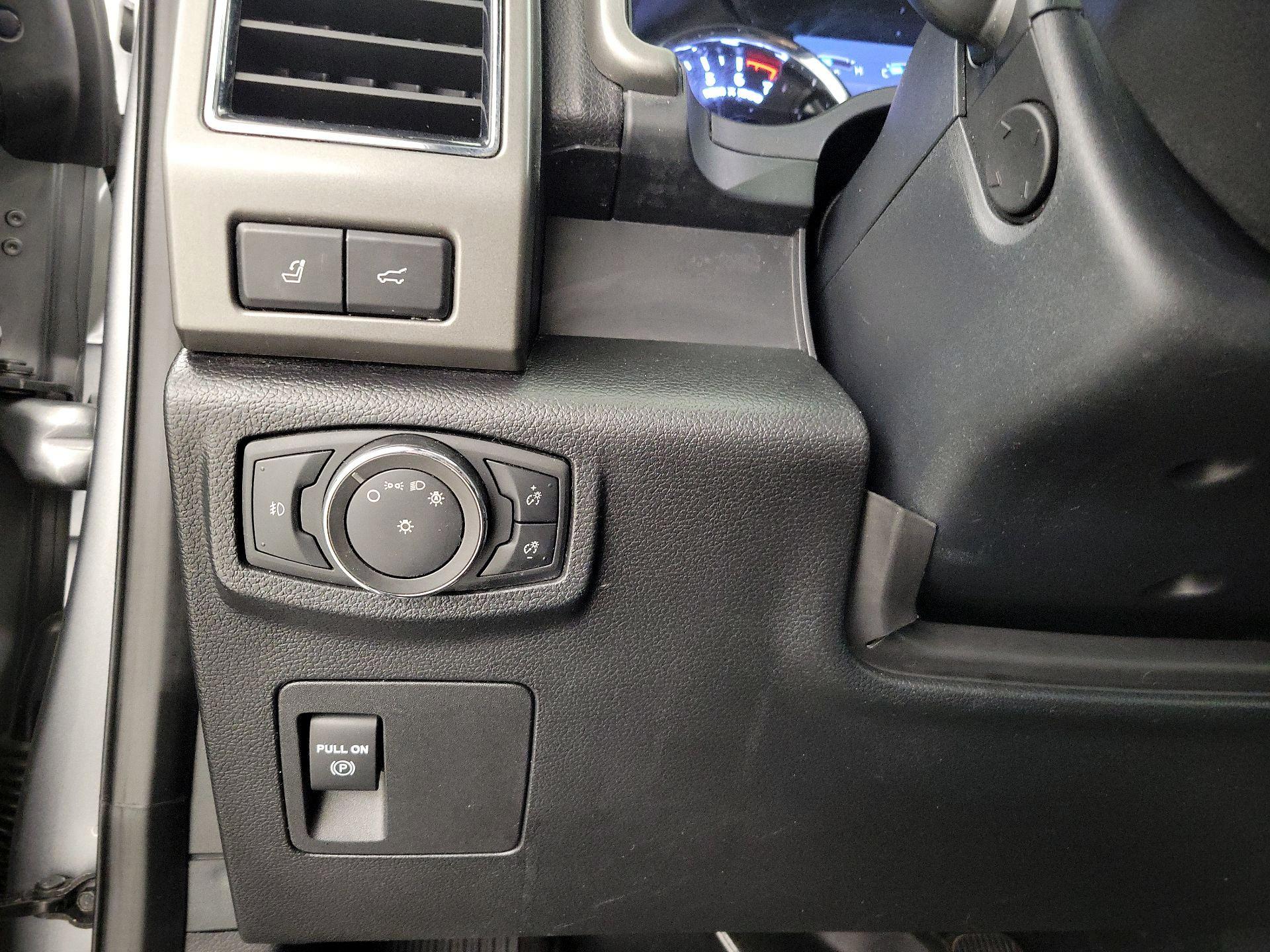 Thumbnail: 2021 Ford Expedition - 13