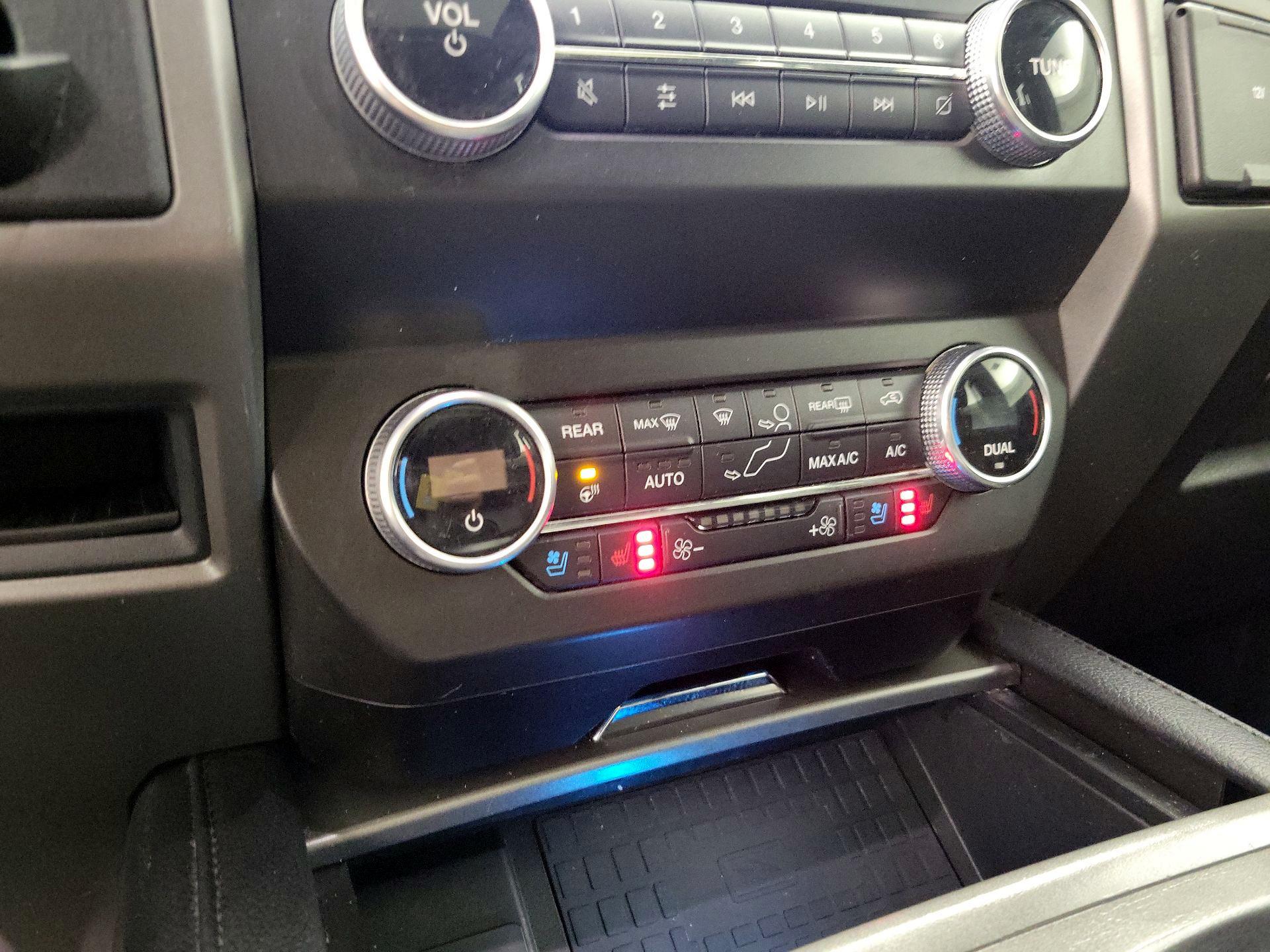 Thumbnail: 2021 Ford Expedition - 16