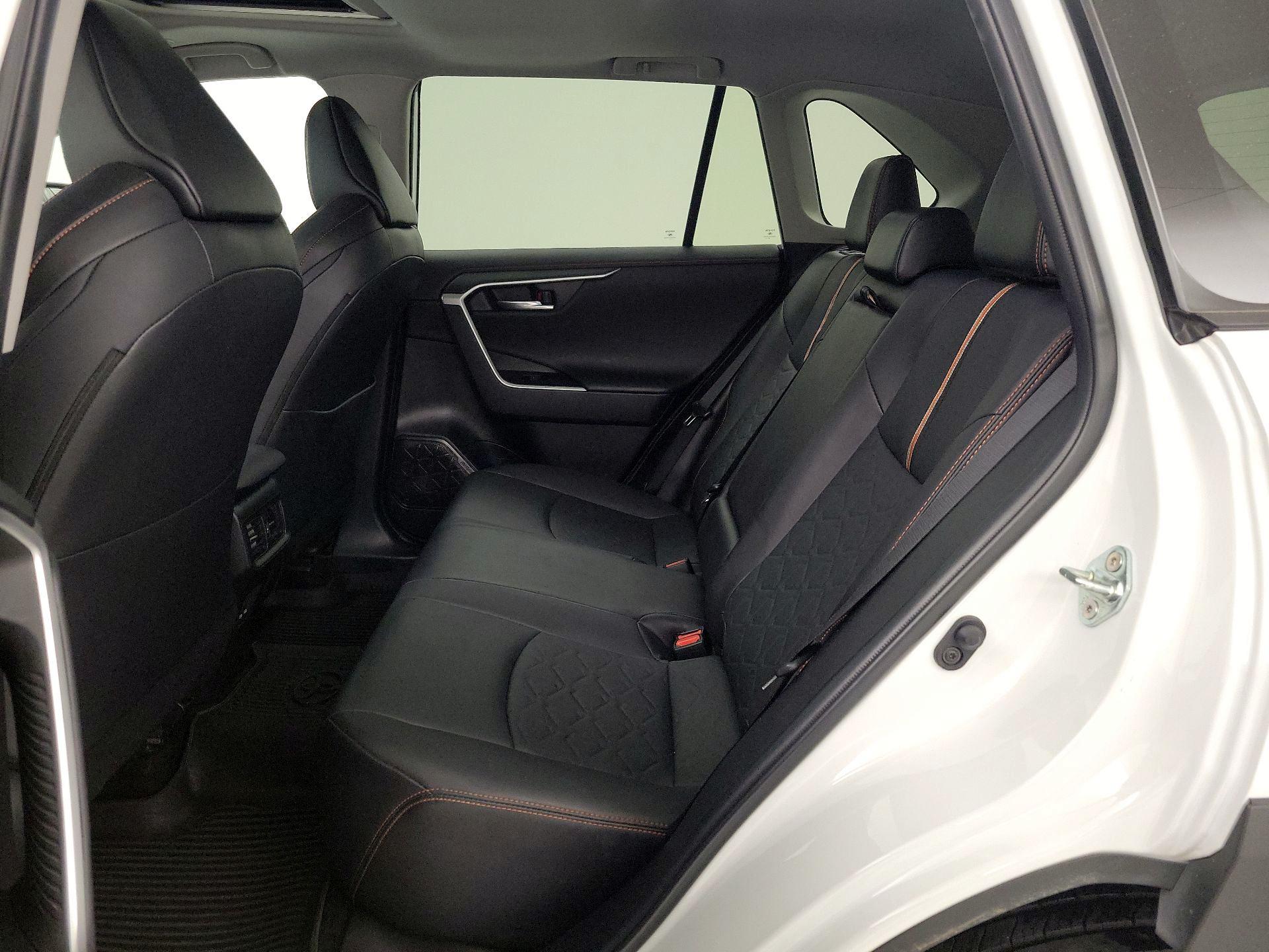 Thumbnail: 2023 Toyota RAV4 - 19