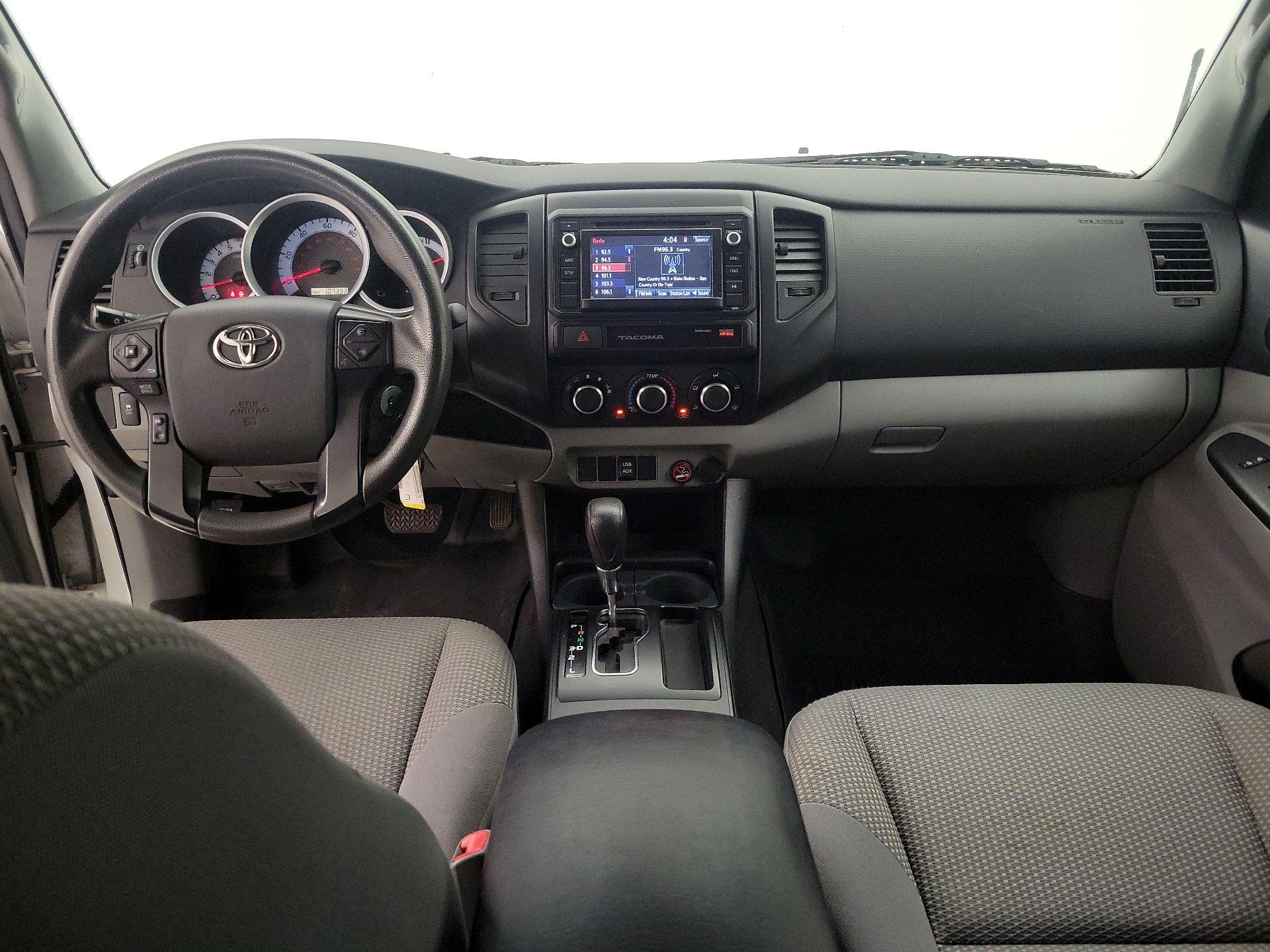 Thumbnail: 2015 Toyota Tacoma - 9