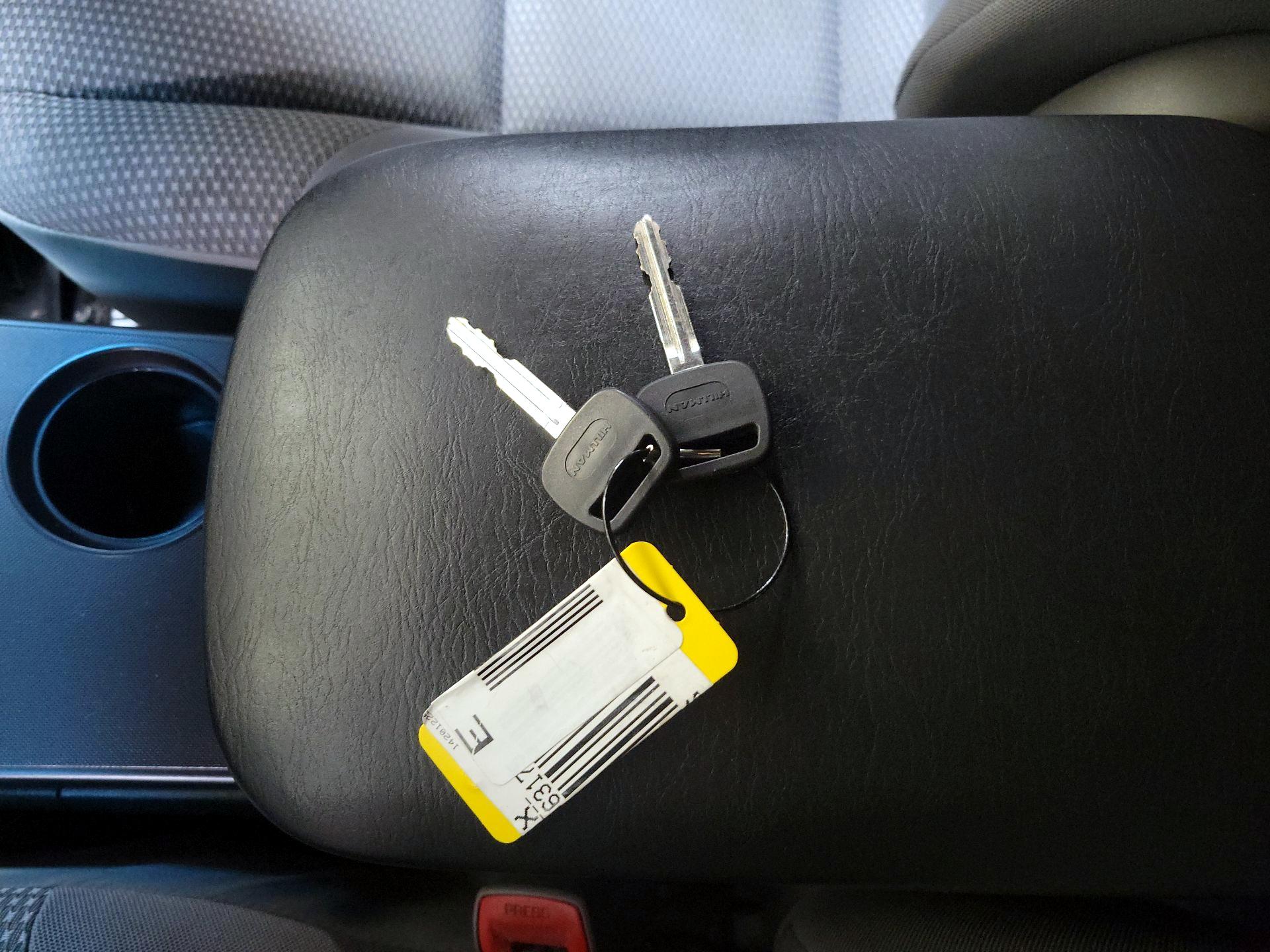 Thumbnail: 2015 Toyota Tacoma - 20