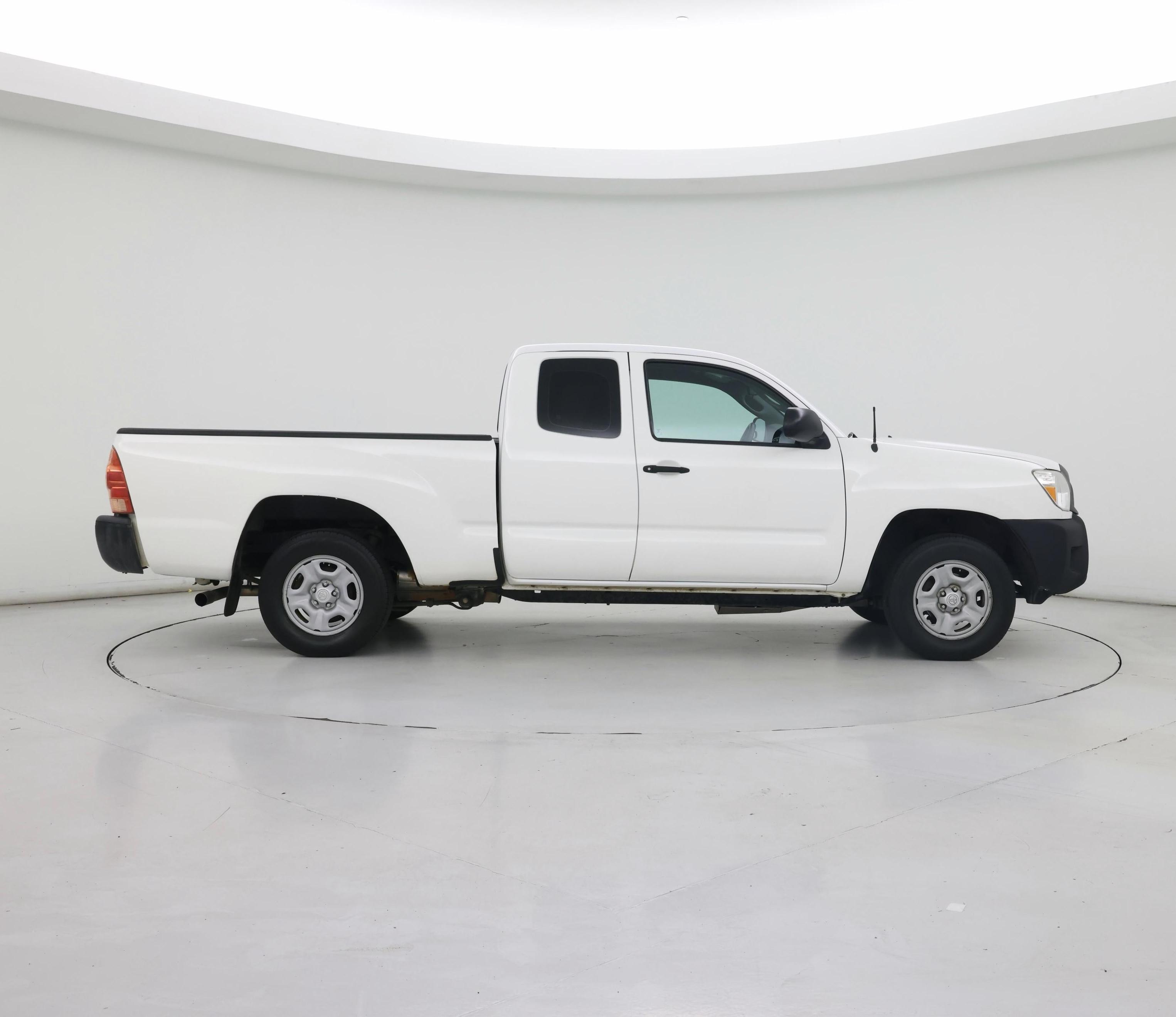 Thumbnail: 2015 Toyota Tacoma - 7