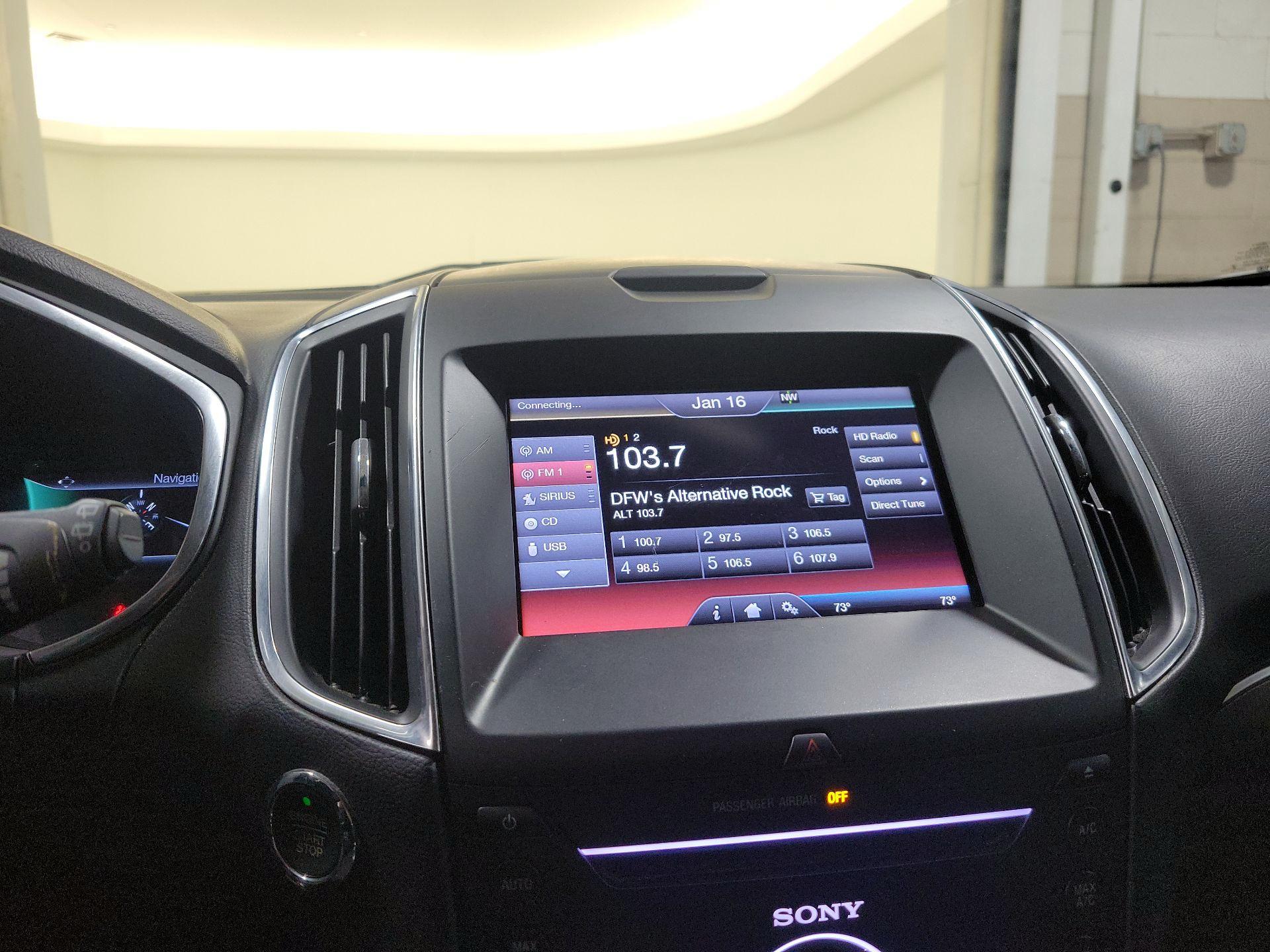 Thumbnail: 2015 Ford Edge - 15