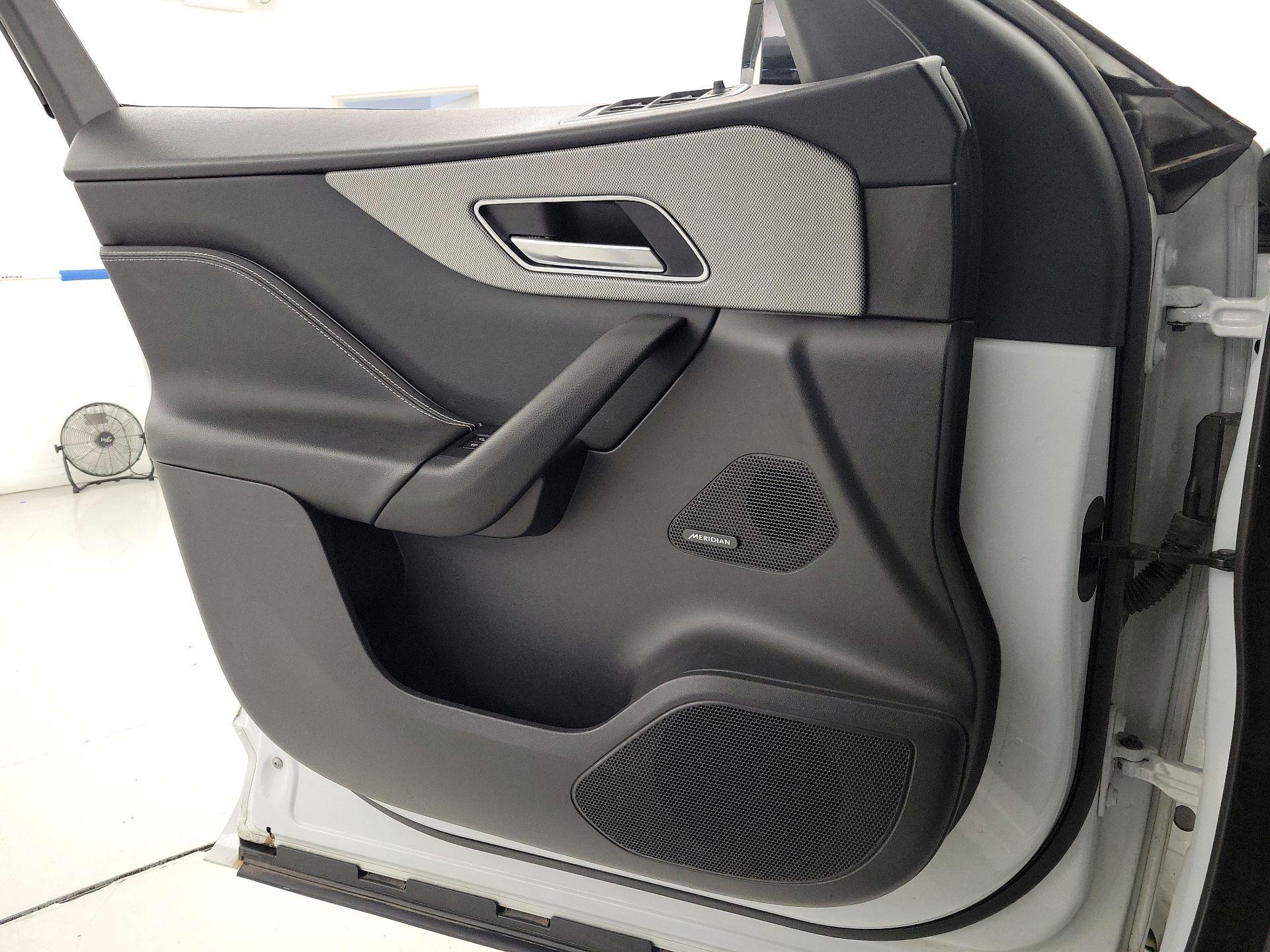 Thumbnail: 2018 Jaguar F-Pace - 12