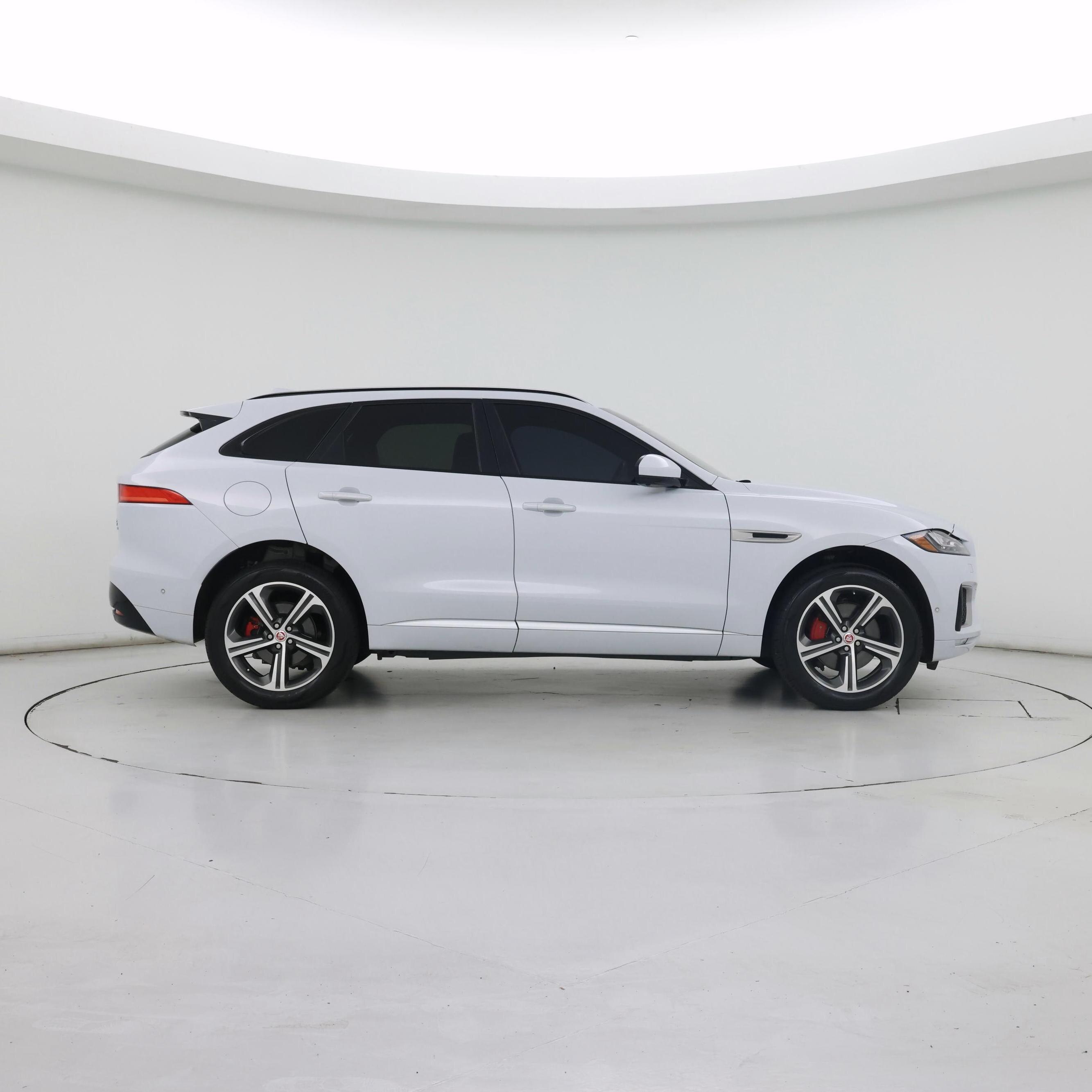 Thumbnail: 2018 Jaguar F-Pace - 7