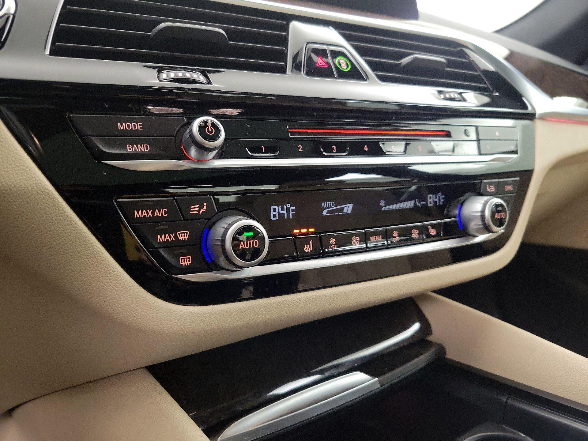 Thumbnail: 2019 BMW 5 Series - 16