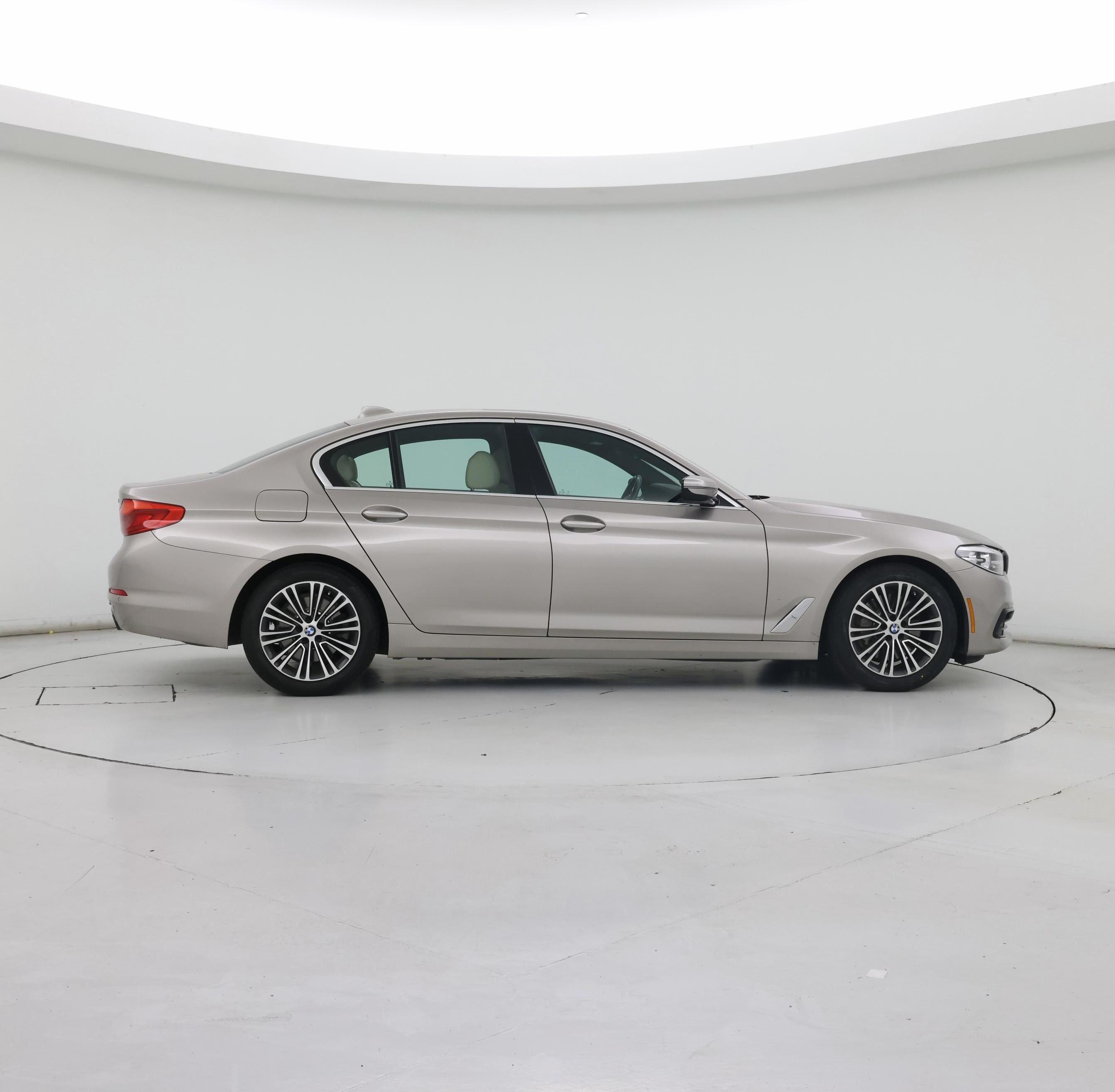 Thumbnail: 2019 BMW 5 Series - 7