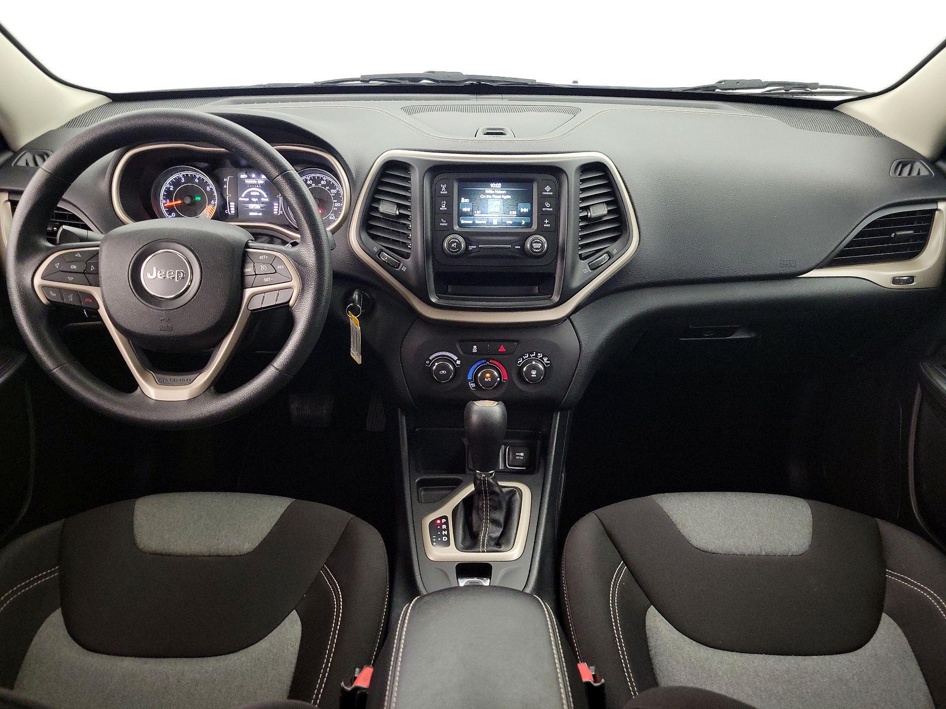 Thumbnail: 2015 Jeep Cherokee - 9