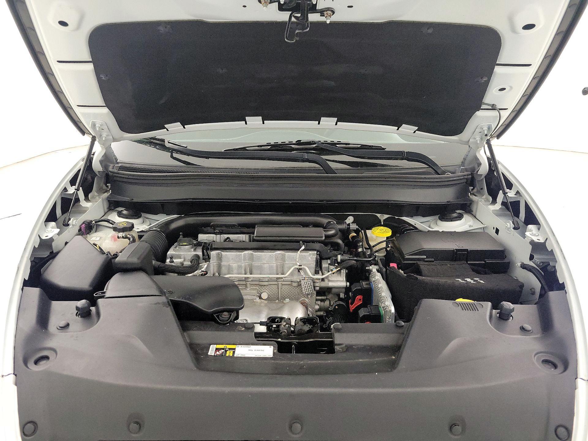 Thumbnail: 2015 Jeep Cherokee - 20