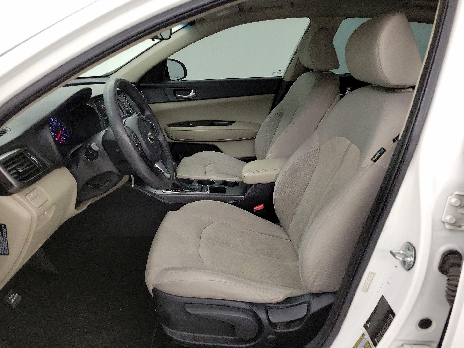 Thumbnail: 2016 Kia Optima - 11