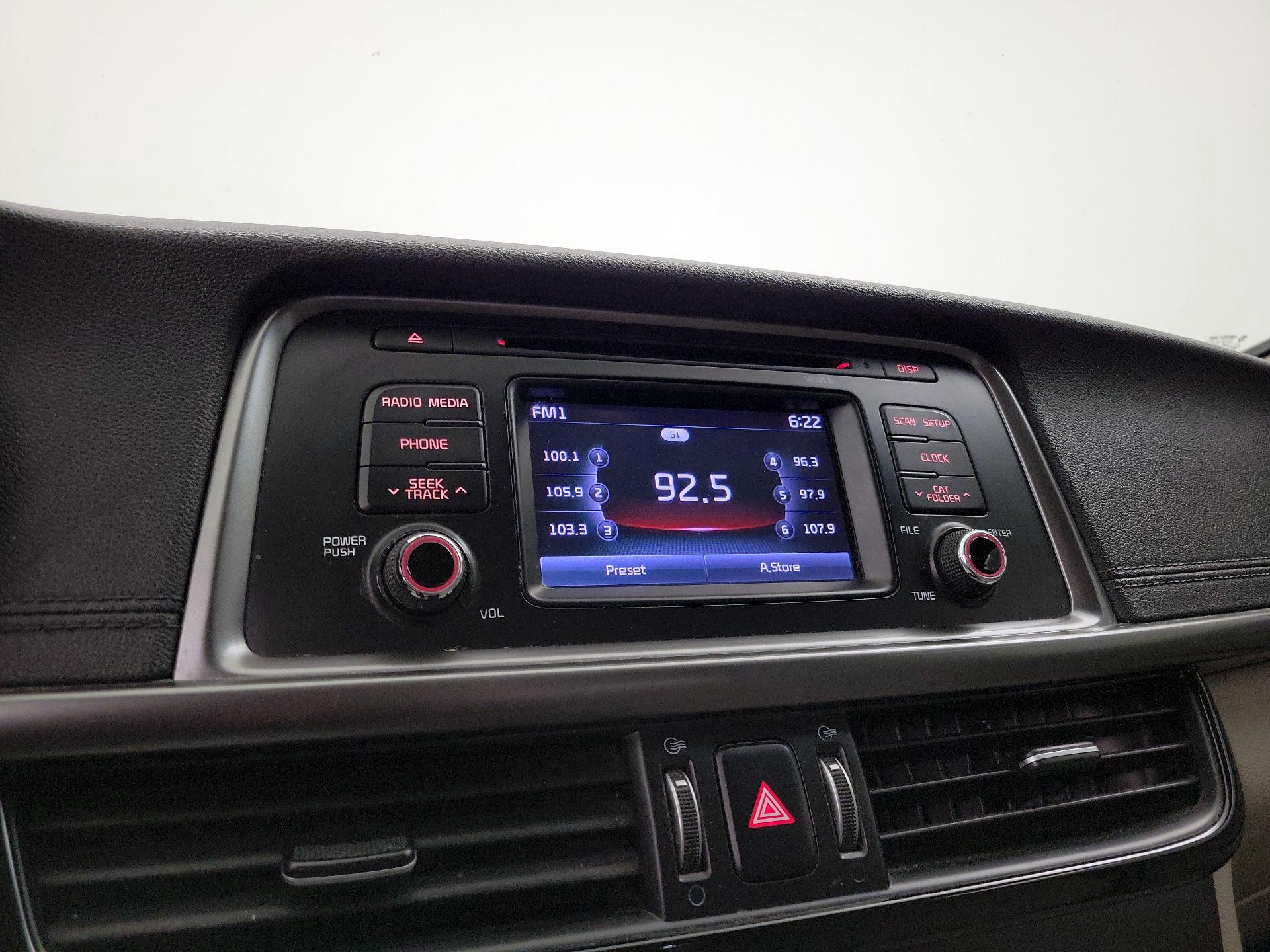 Thumbnail: 2016 Kia Optima - 15