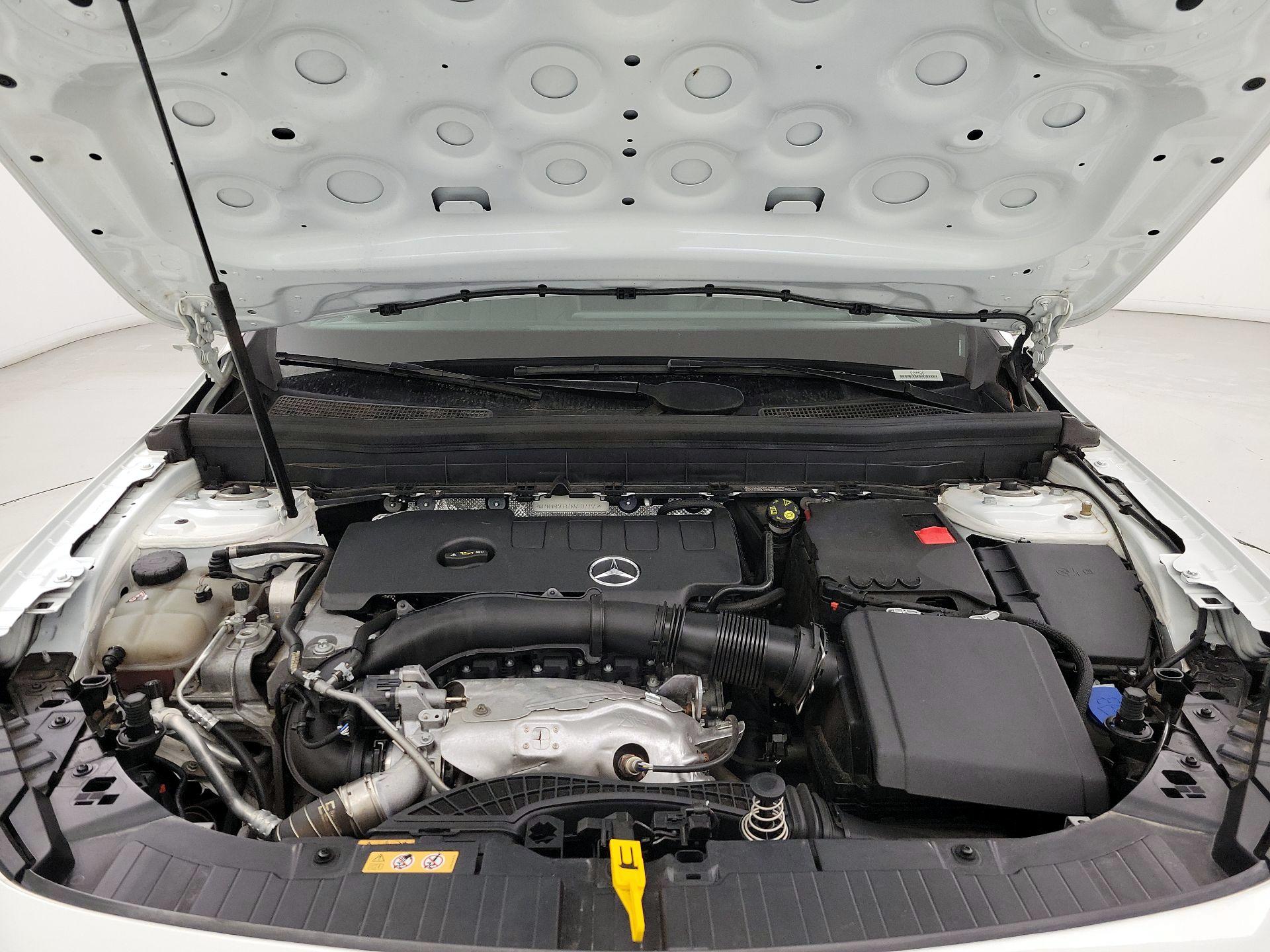 Thumbnail: 2022 Mercedes-Benz GLB - 20