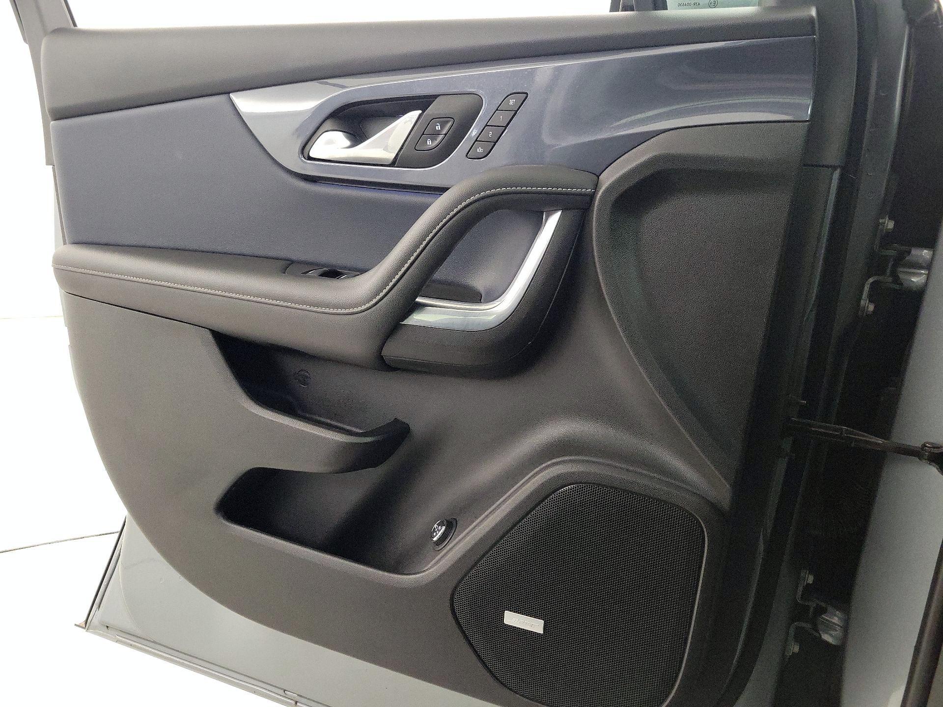 Thumbnail: 2023 Chevrolet Blazer - 12