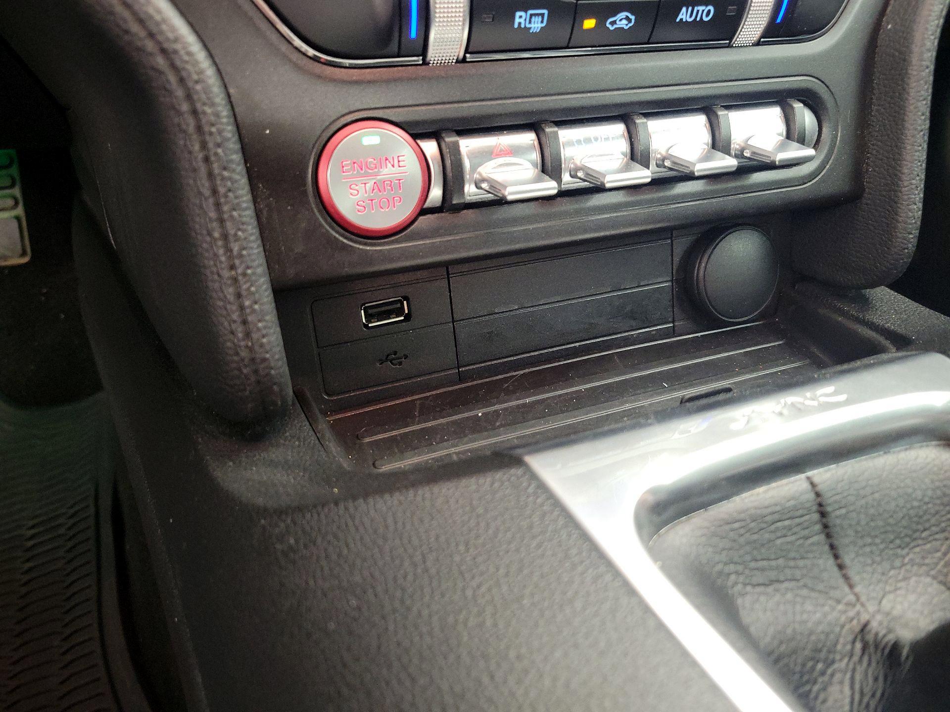 Thumbnail: 2019 Ford Mustang - 18