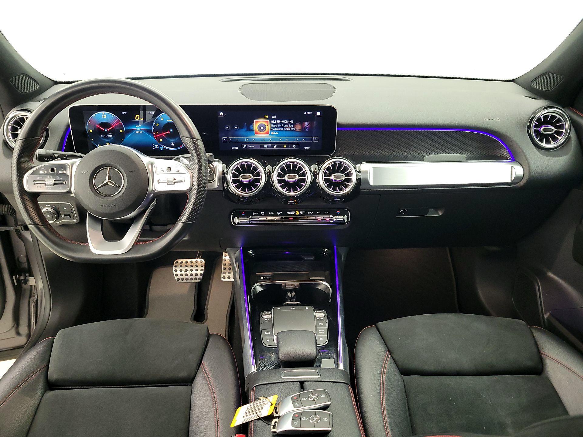 Thumbnail: 2021 Mercedes-Benz GLB - 9