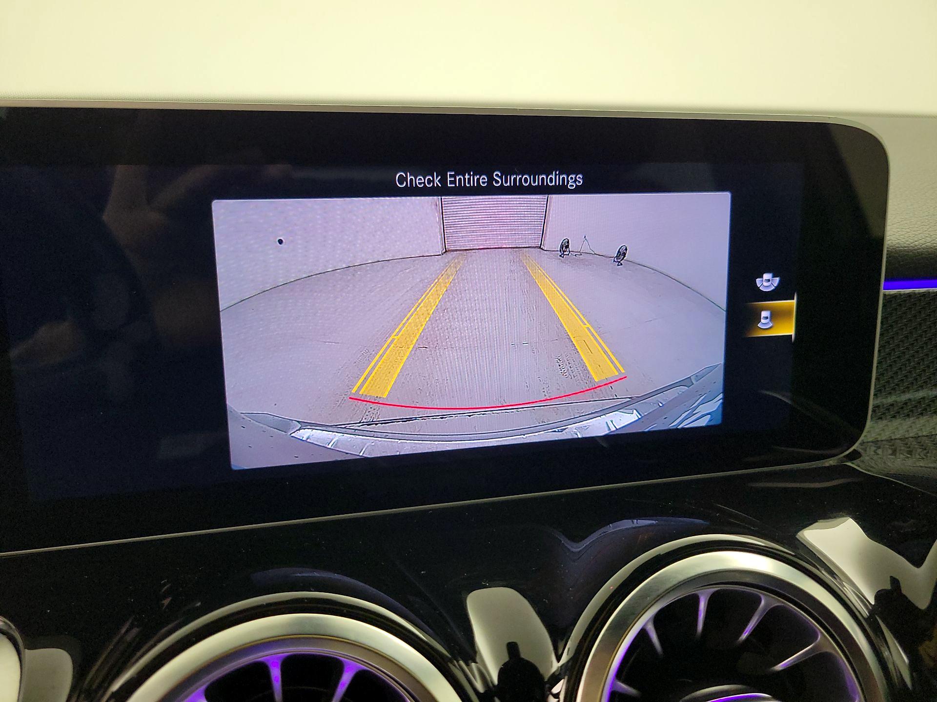 Thumbnail: 2021 Mercedes-Benz GLB - 14