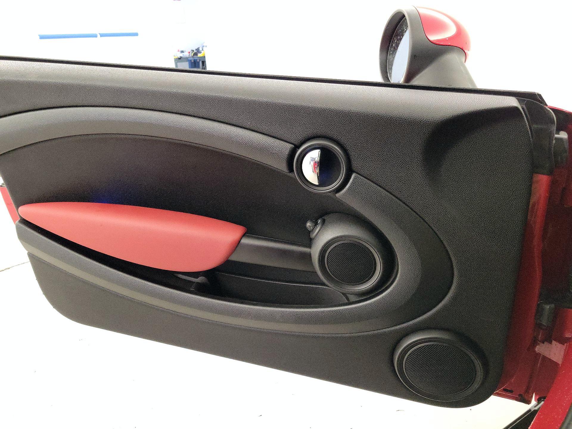 Thumbnail: 2015 MINI Cooper - 12